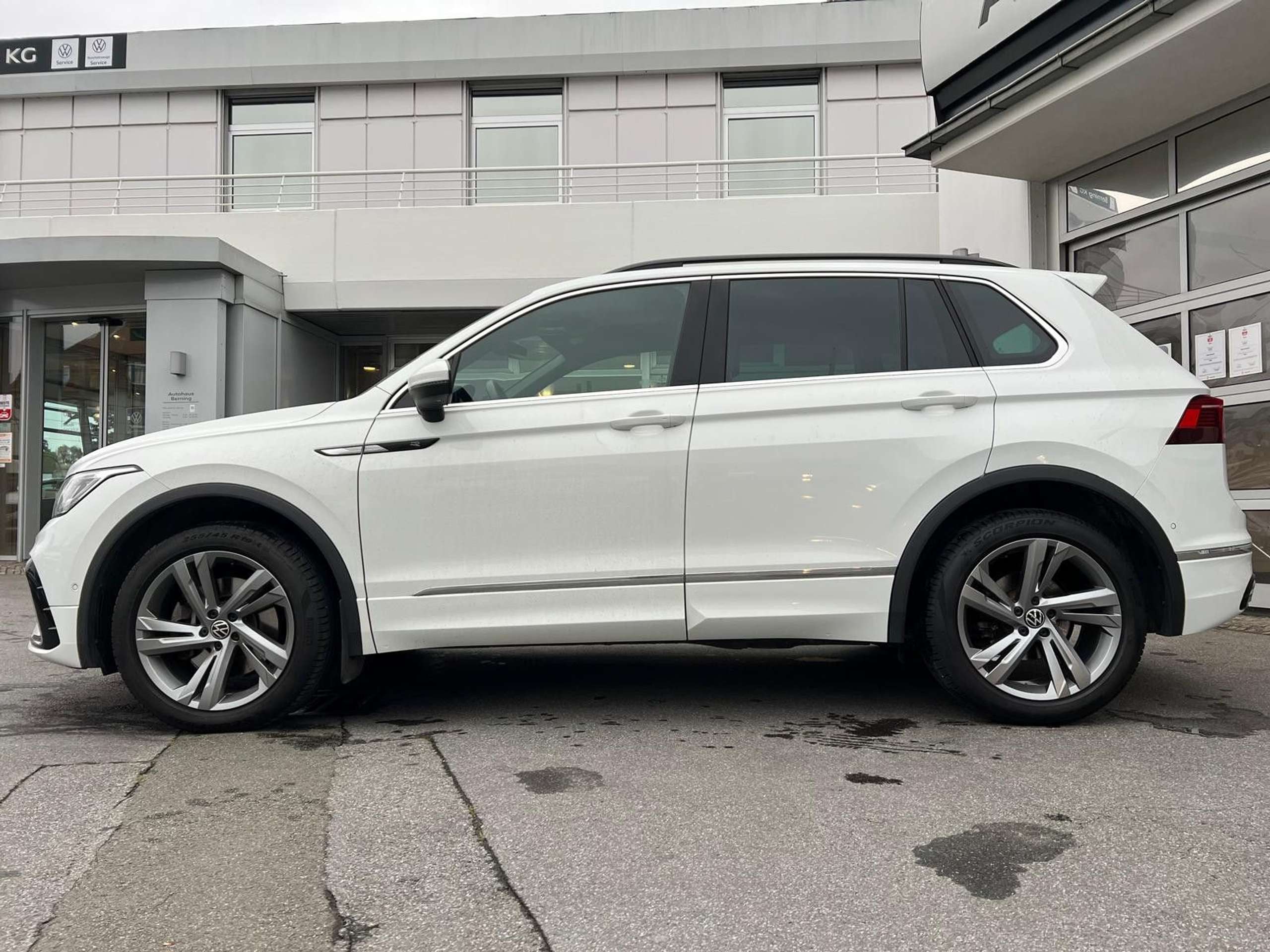 Volkswagen - Tiguan