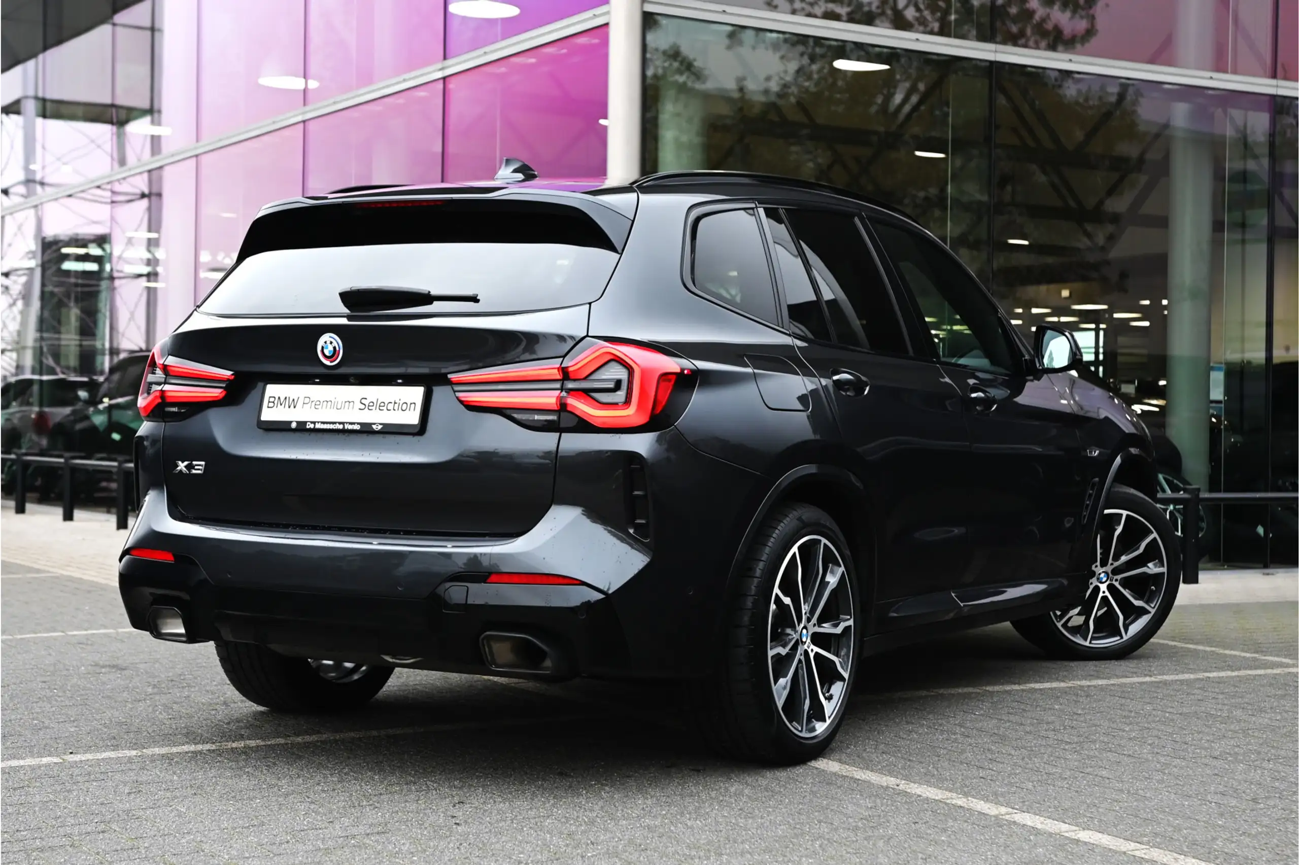 BMW - X3