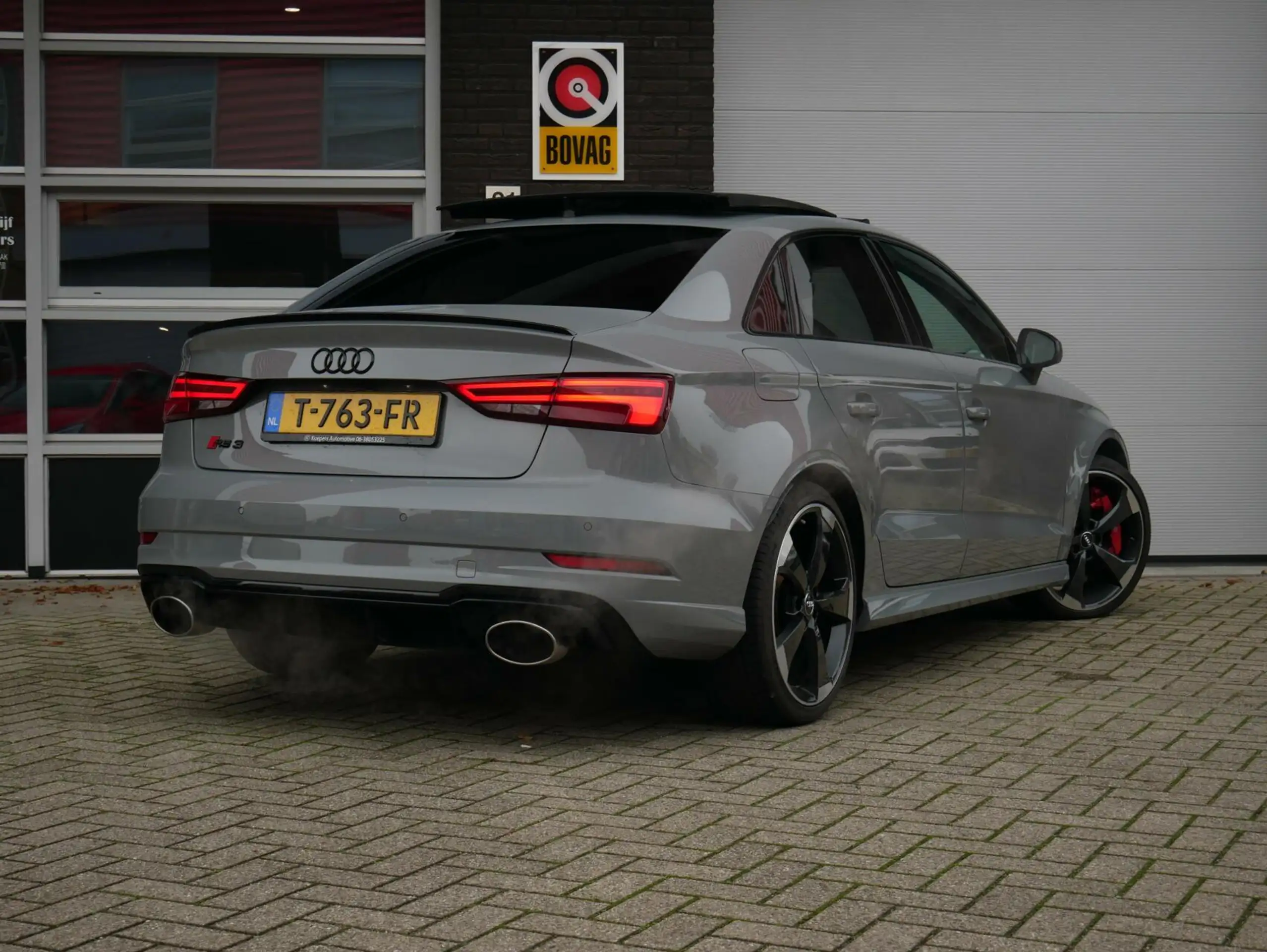 Audi - RS3