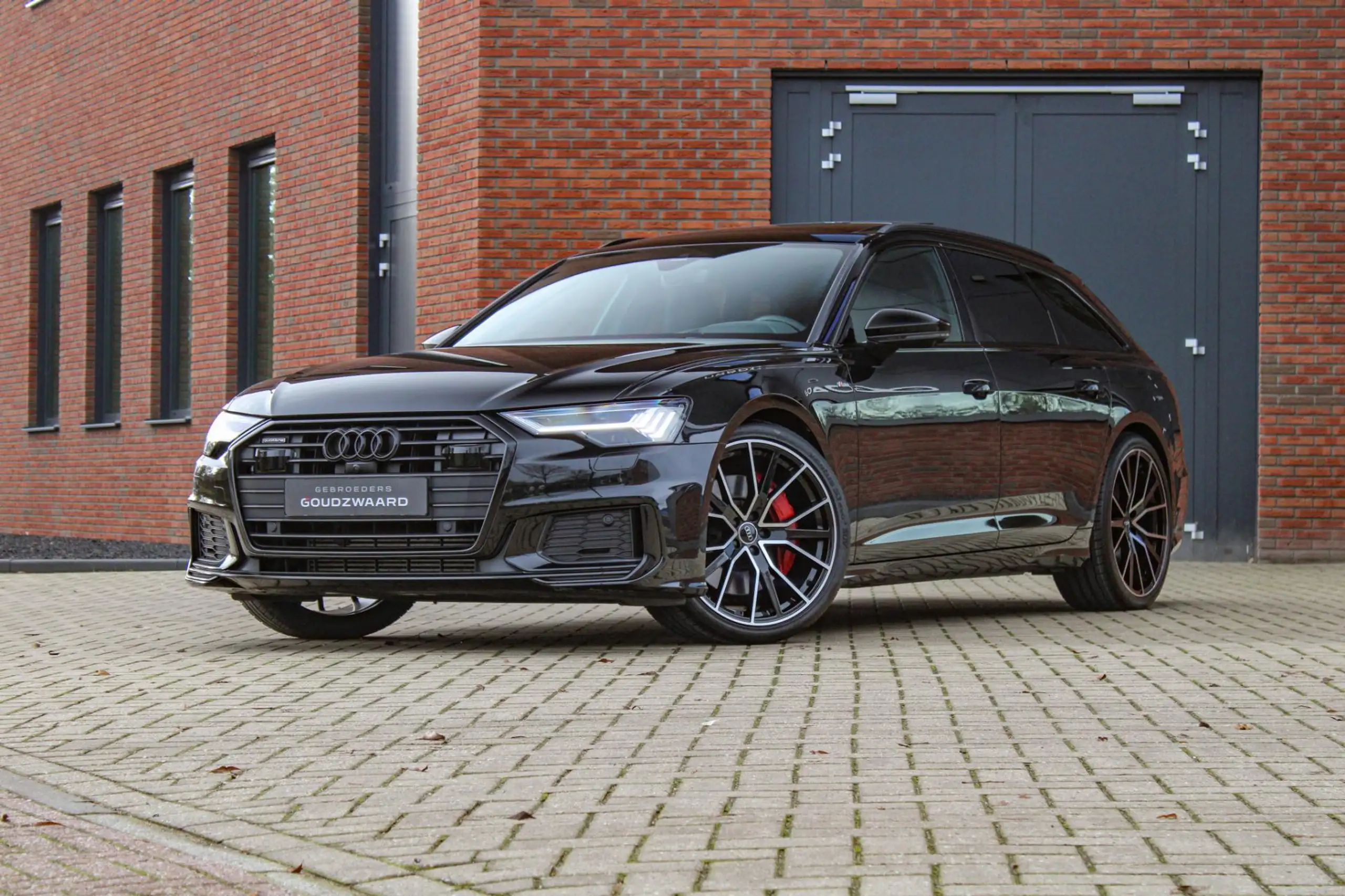 Audi - A6