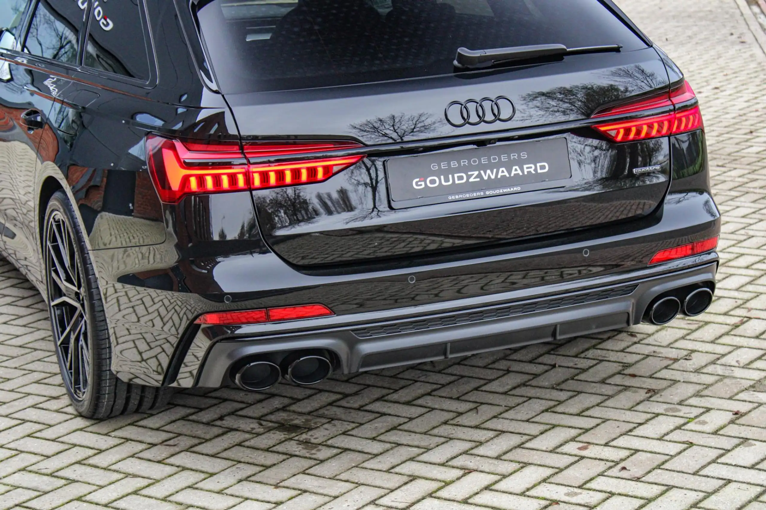 Audi - A6