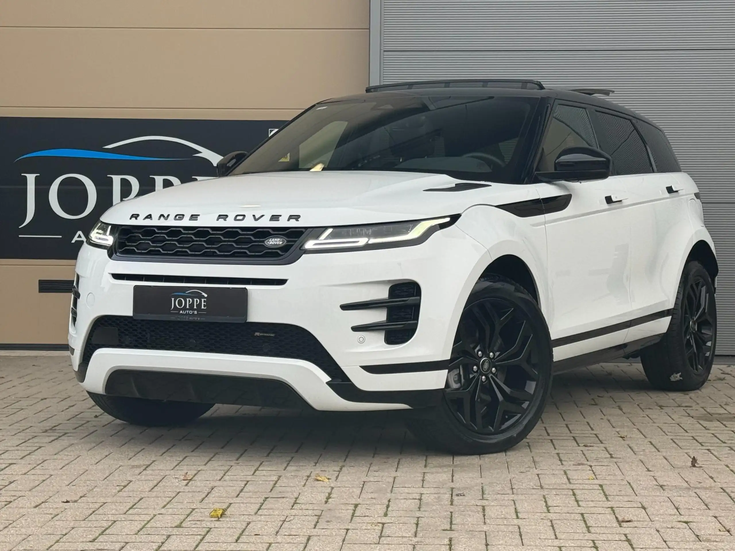 Land Rover - Range Rover Evoque