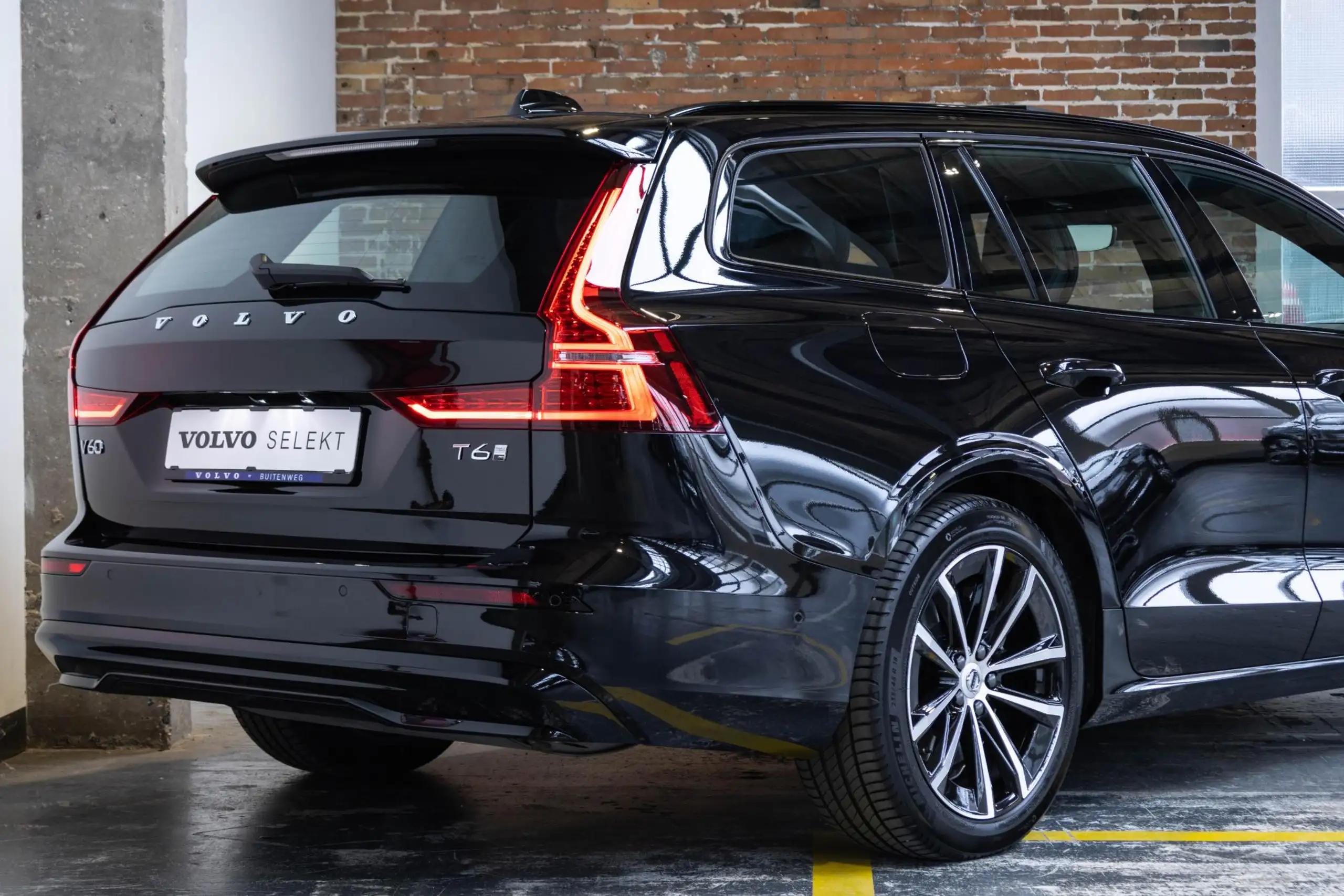 Volvo - V60