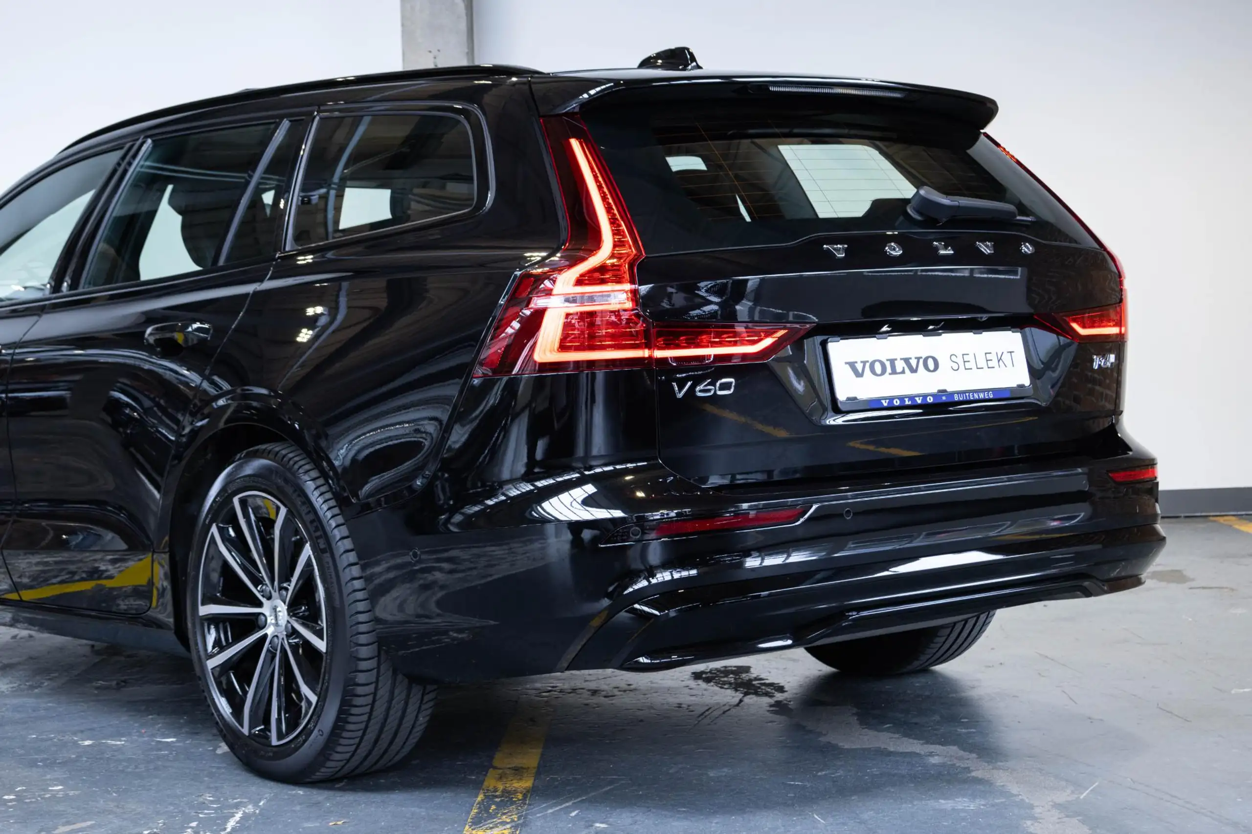 Volvo - V60