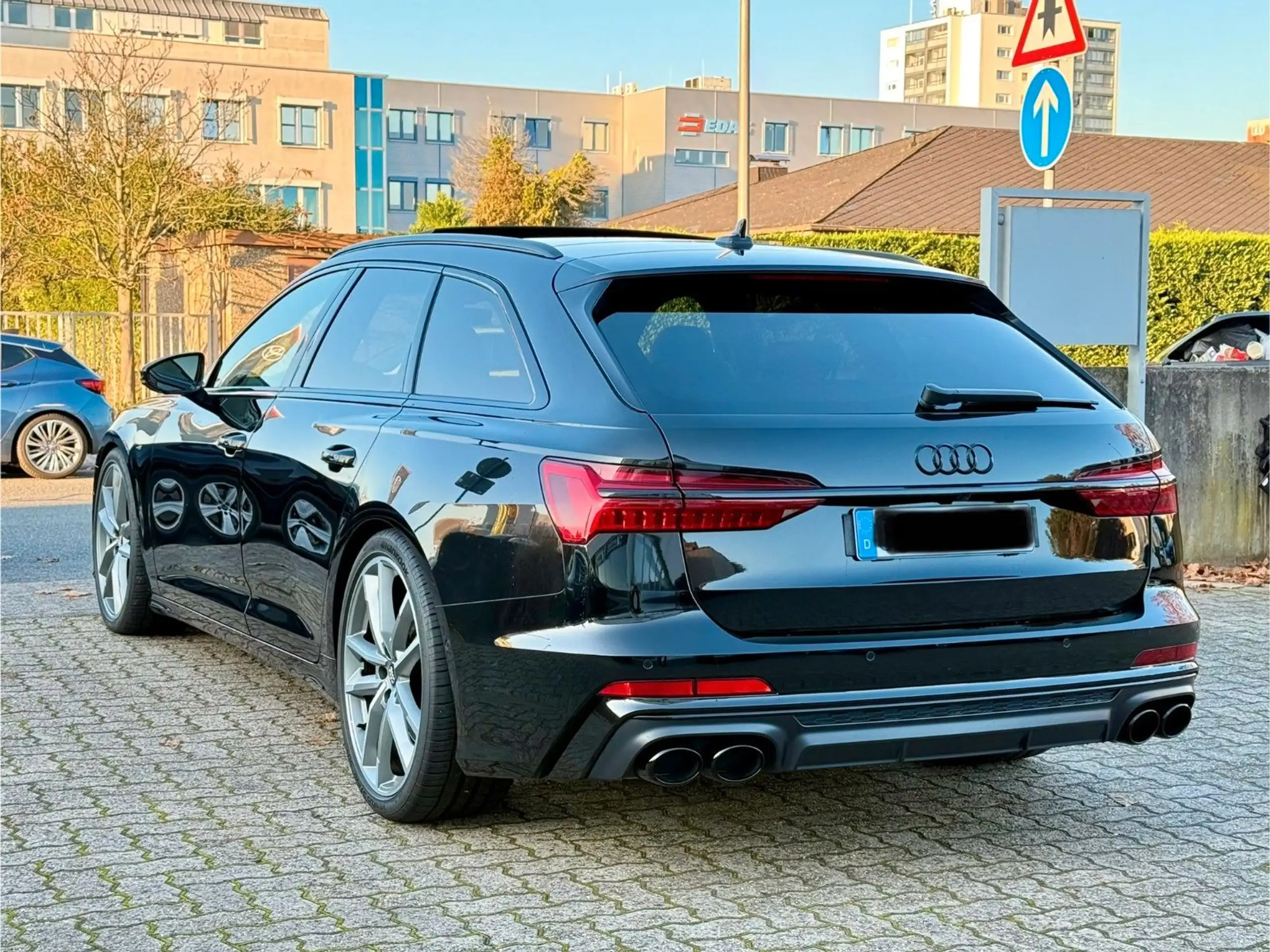 Audi - S6