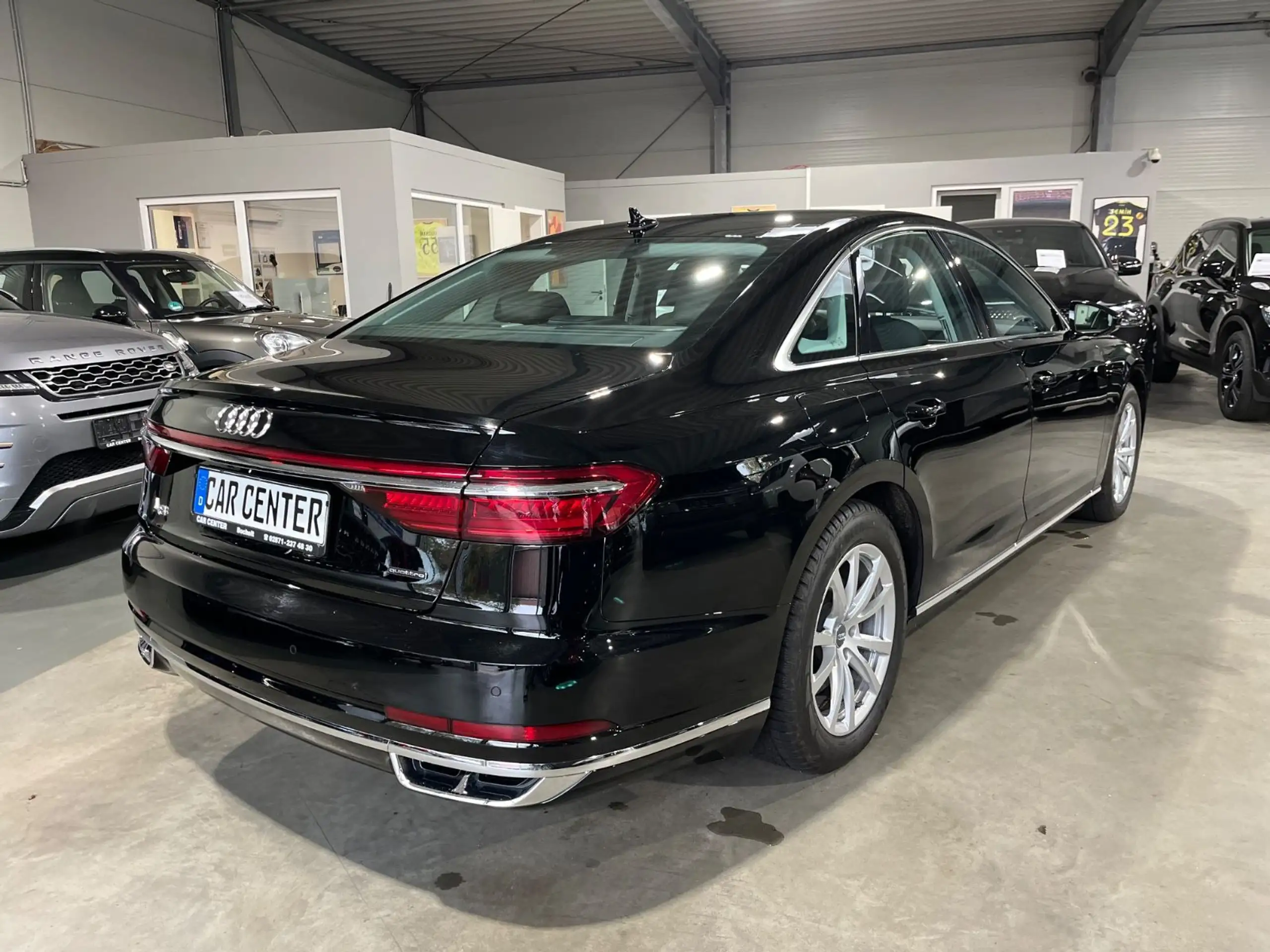 Audi - A8