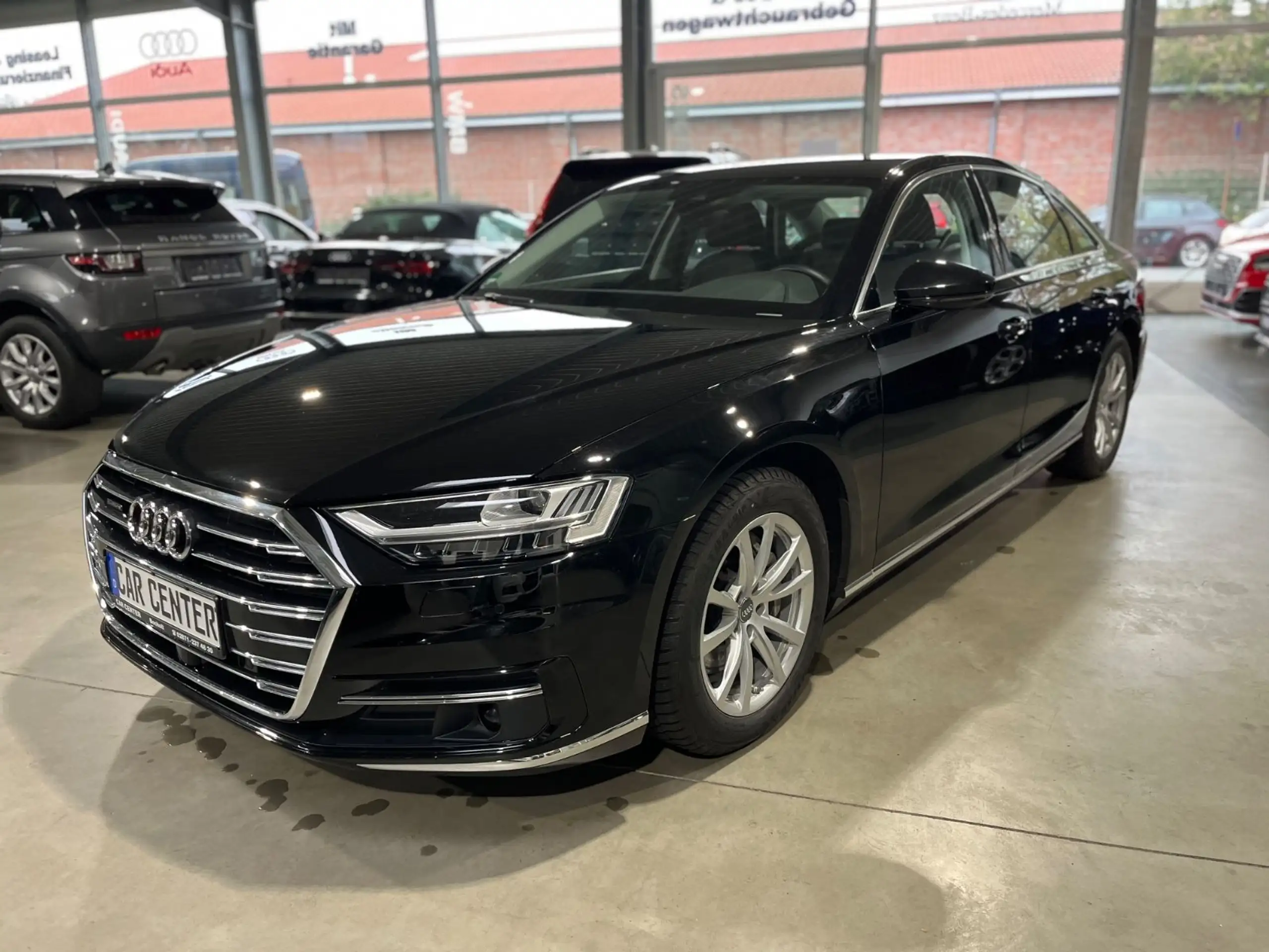 Audi - A8