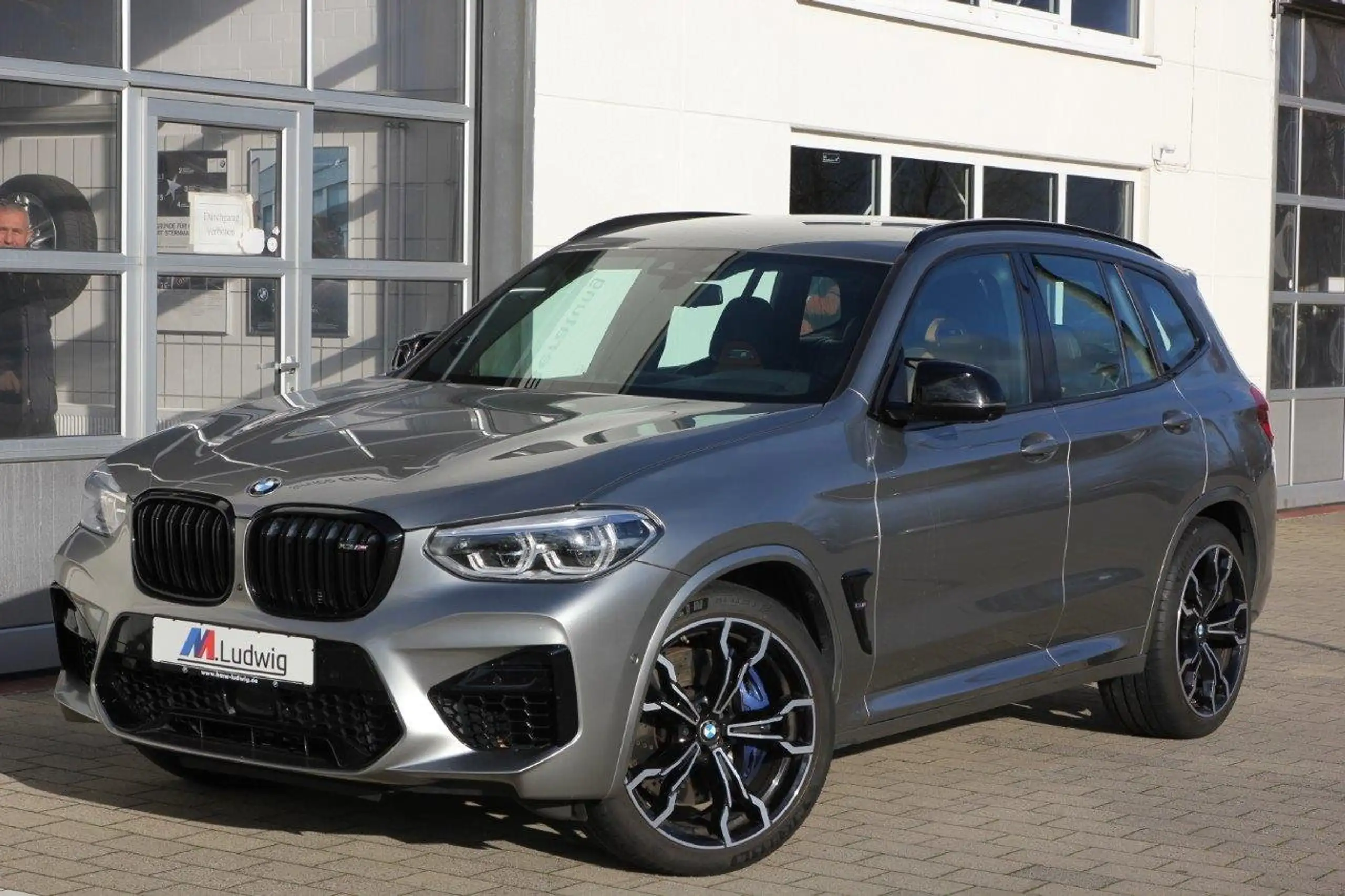 BMW - X3 M