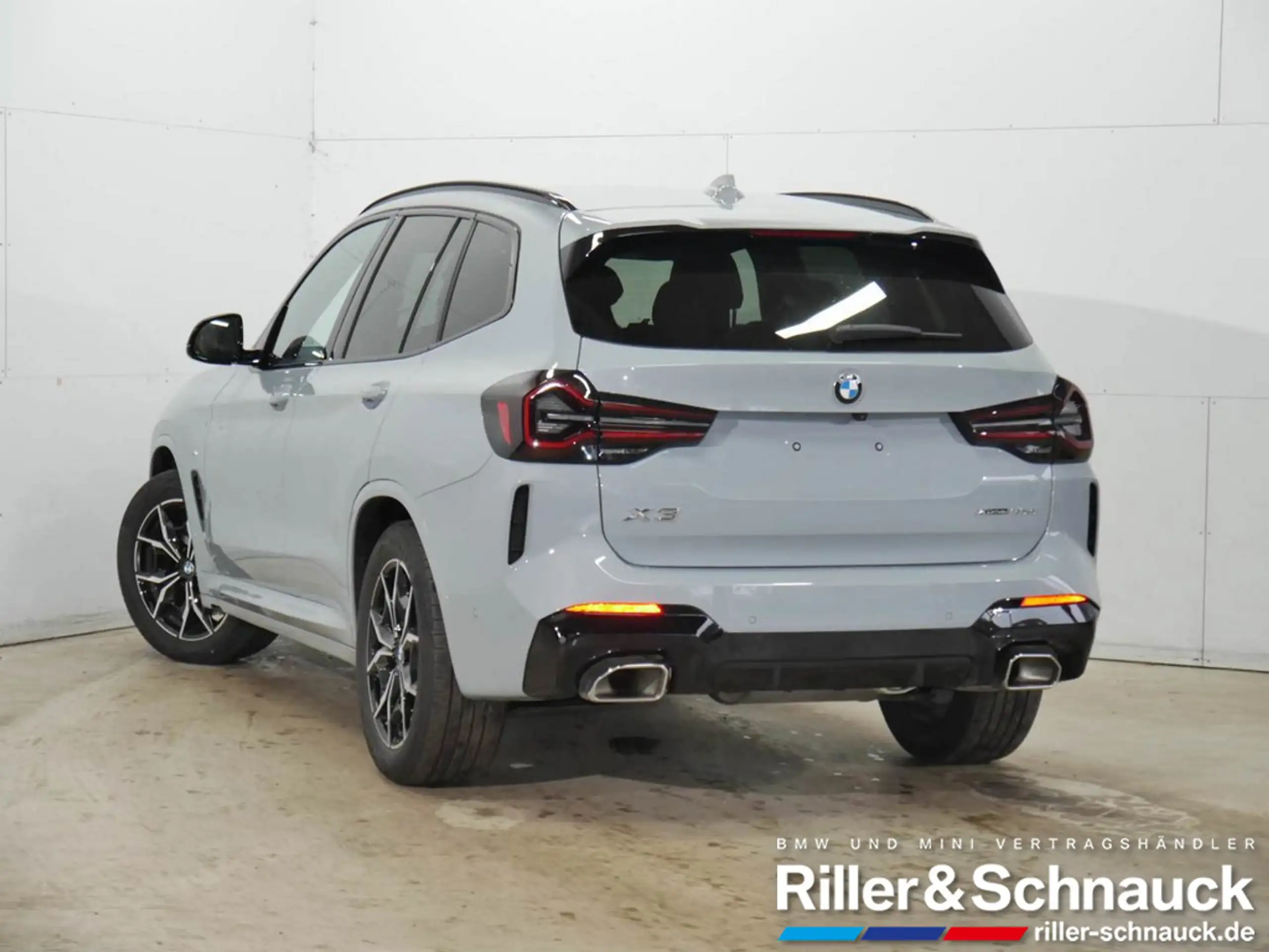 BMW - X3