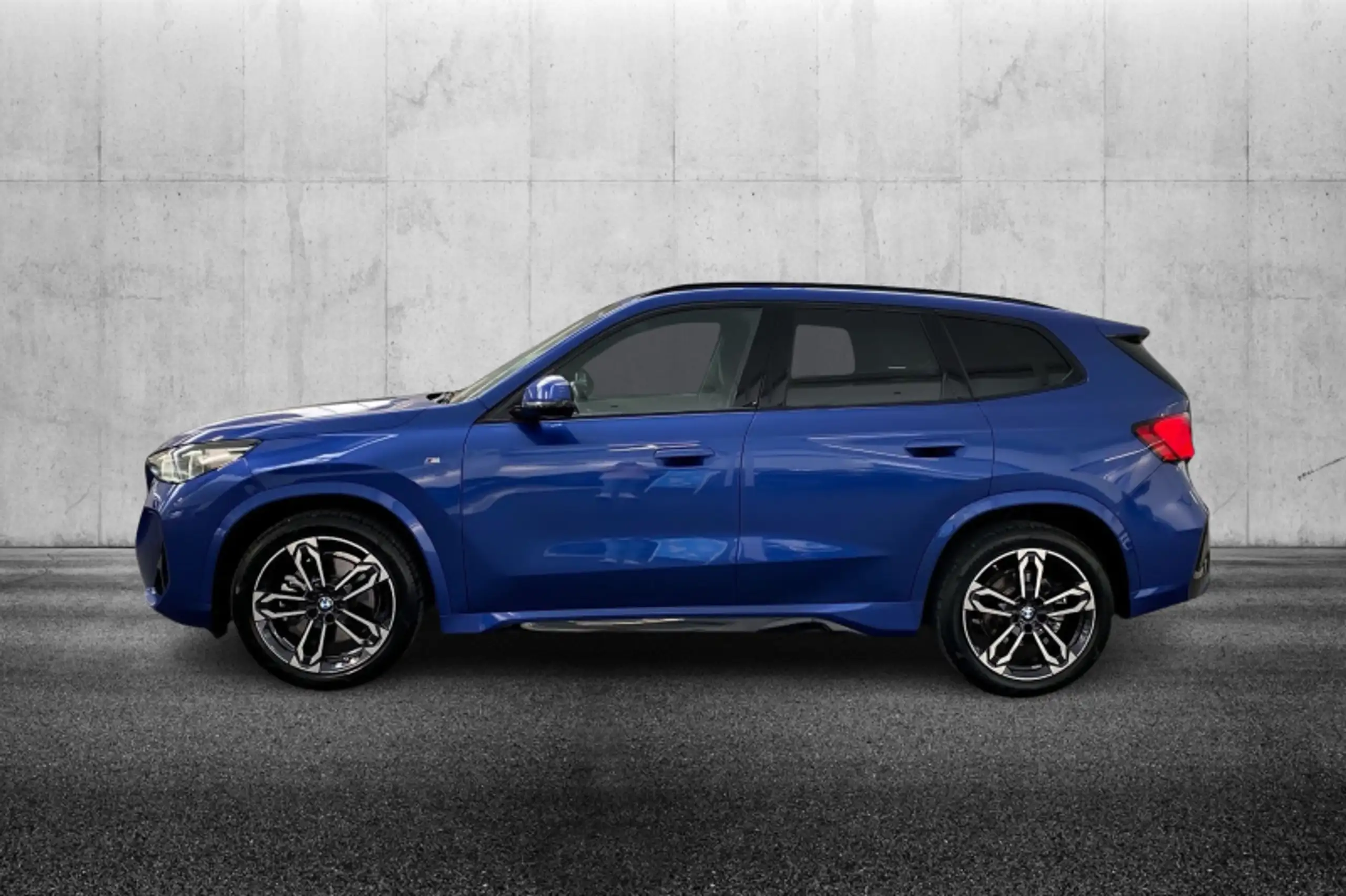 BMW - X1