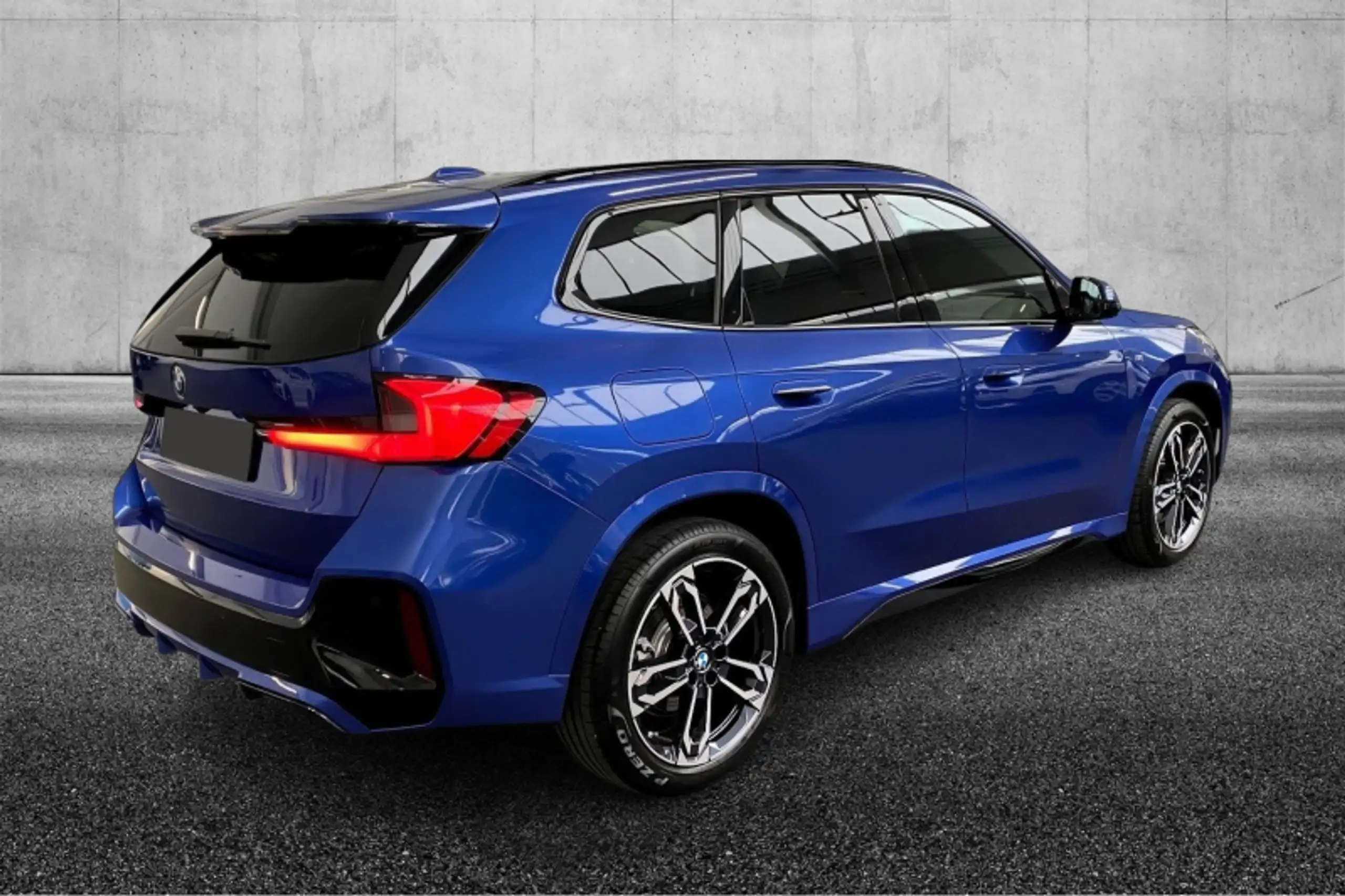 BMW - X1