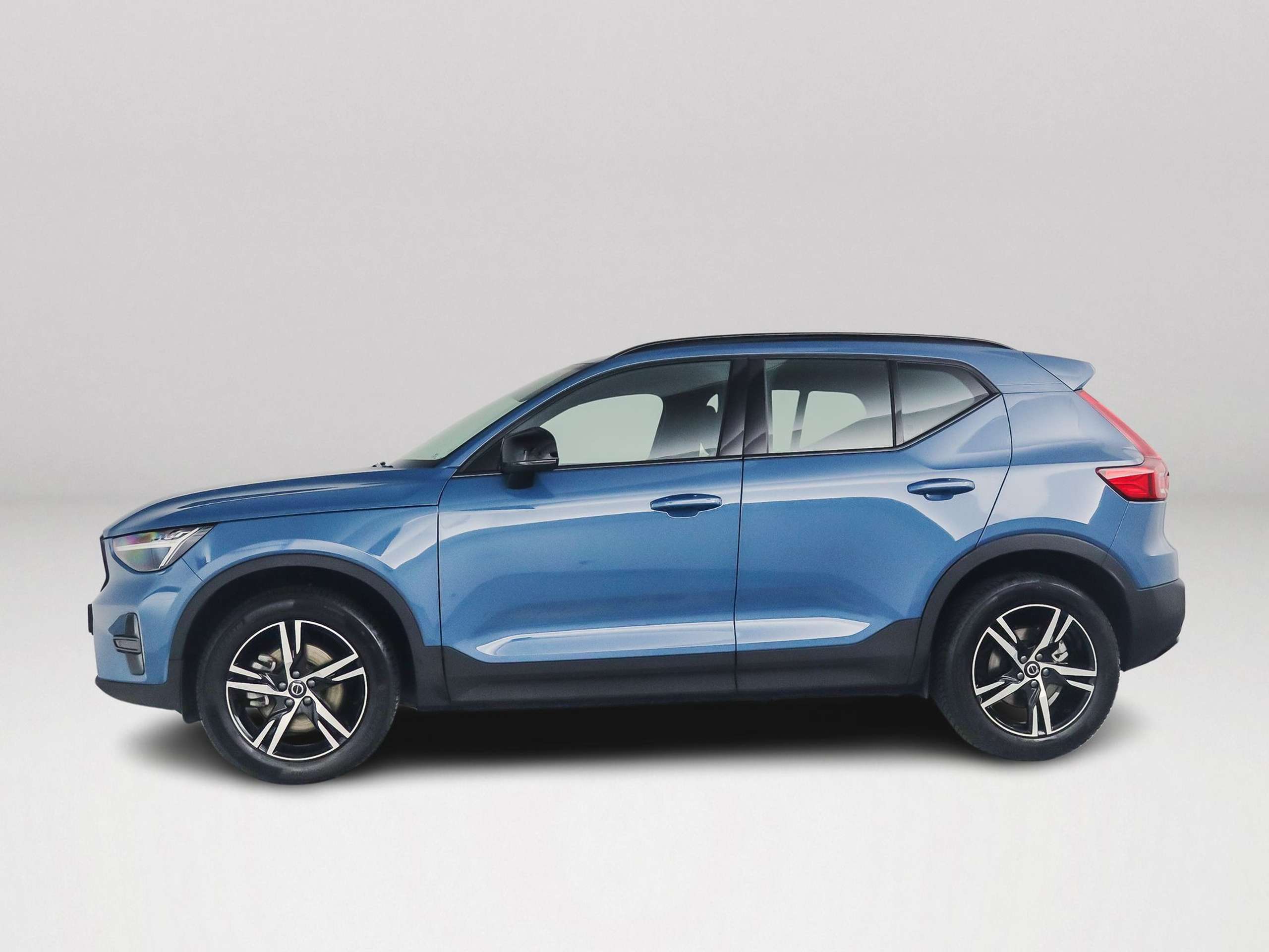 Volvo - XC40