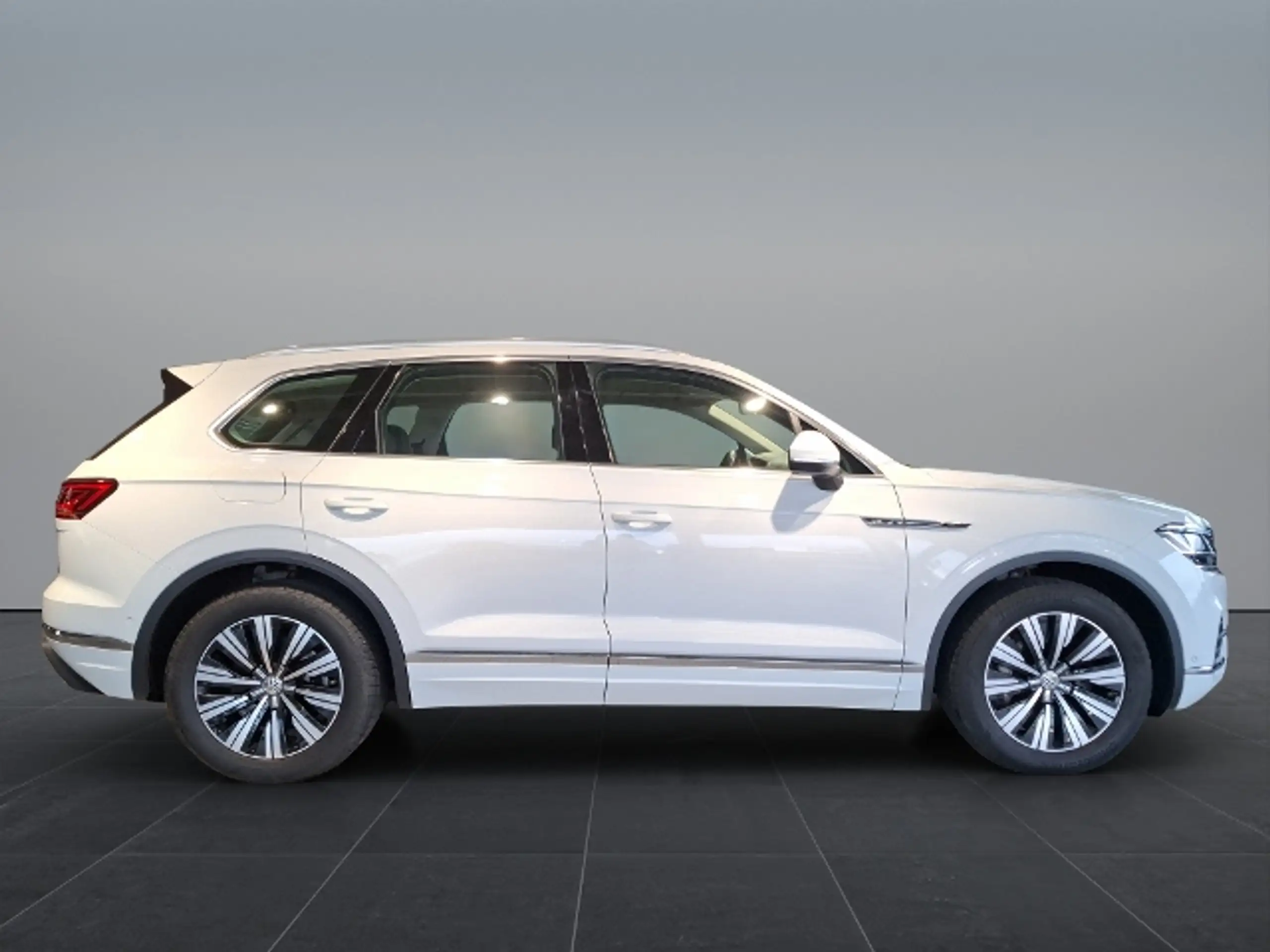 Volkswagen - Touareg