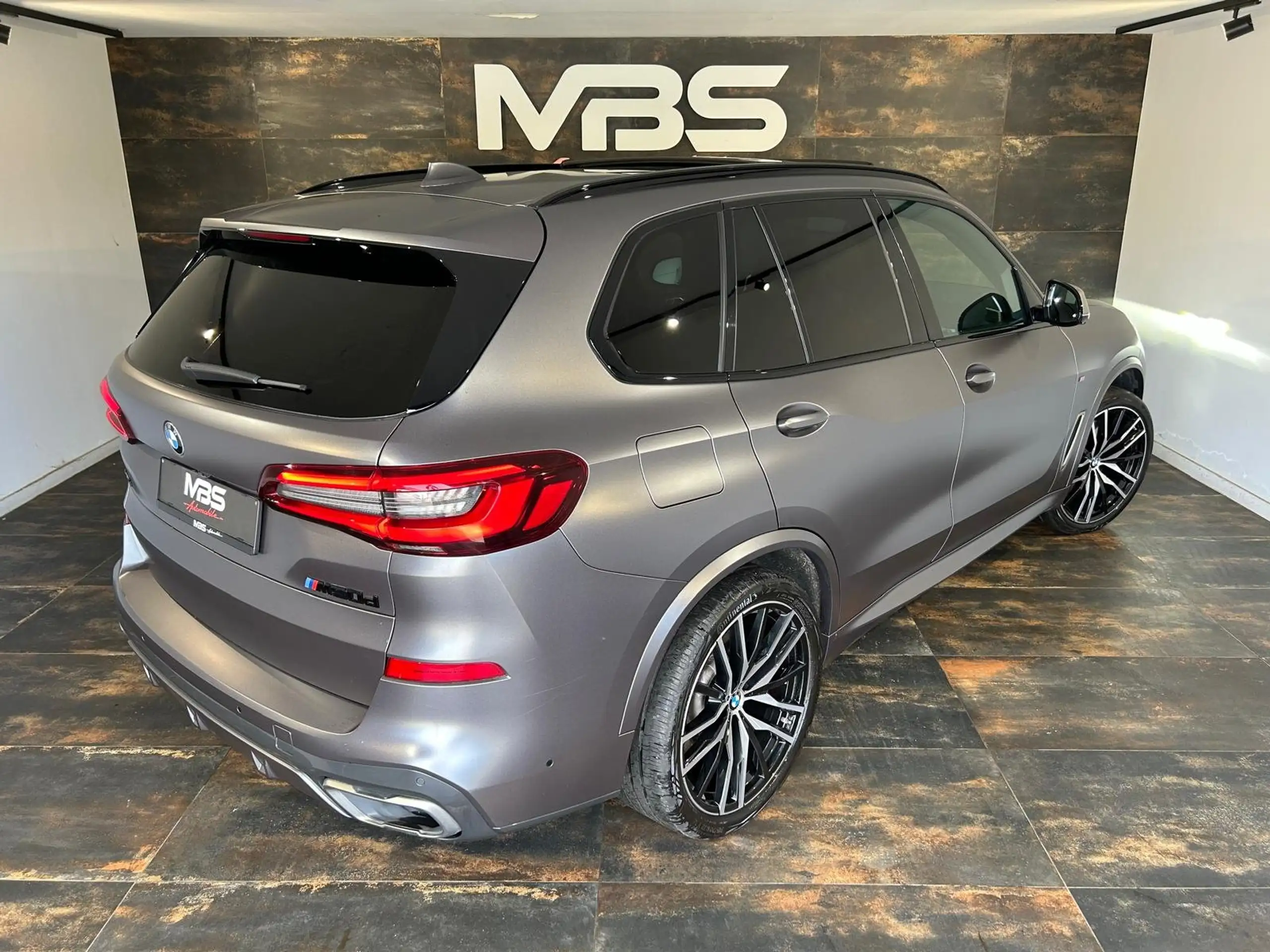 BMW - X5