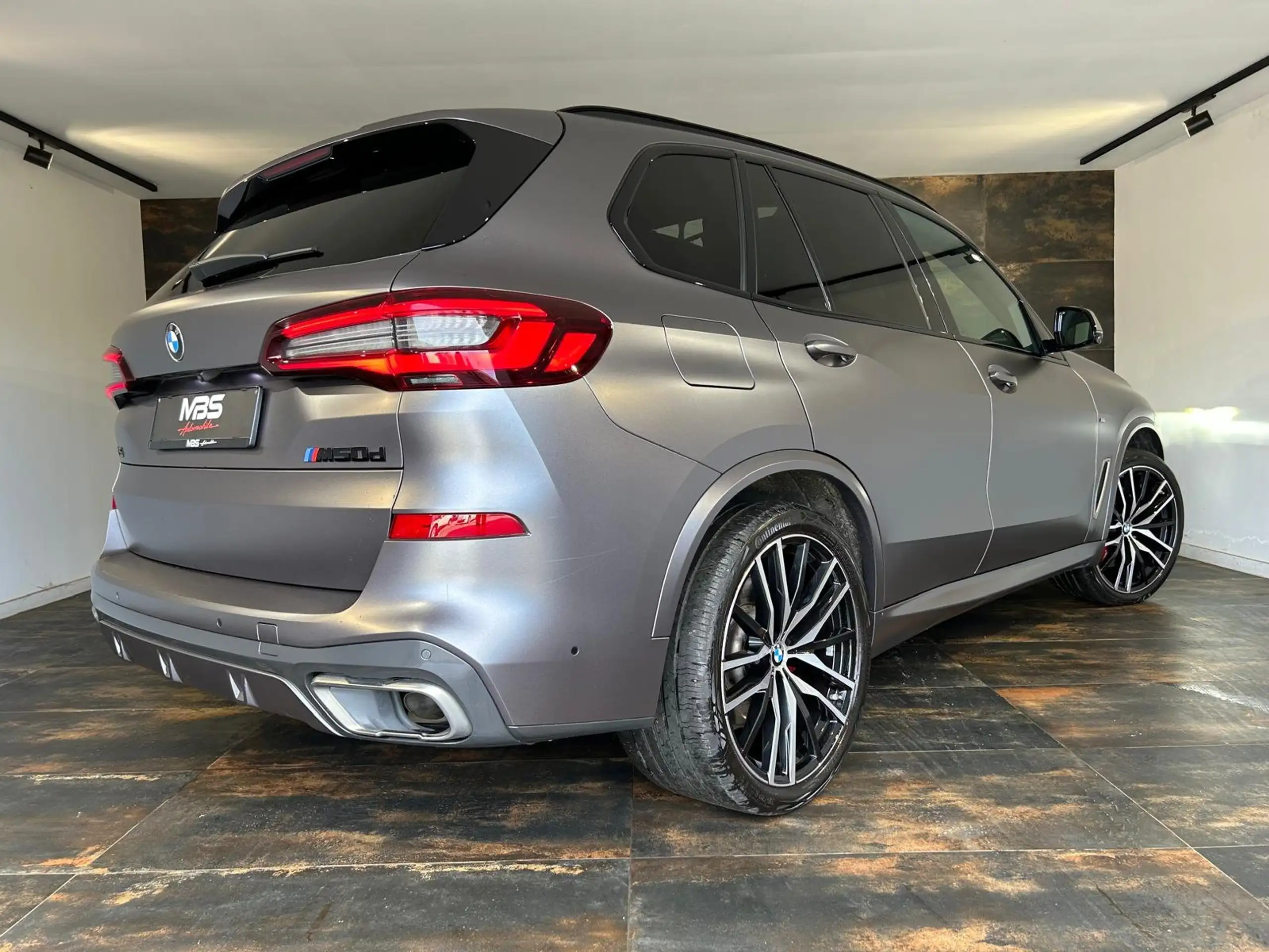 BMW - X5