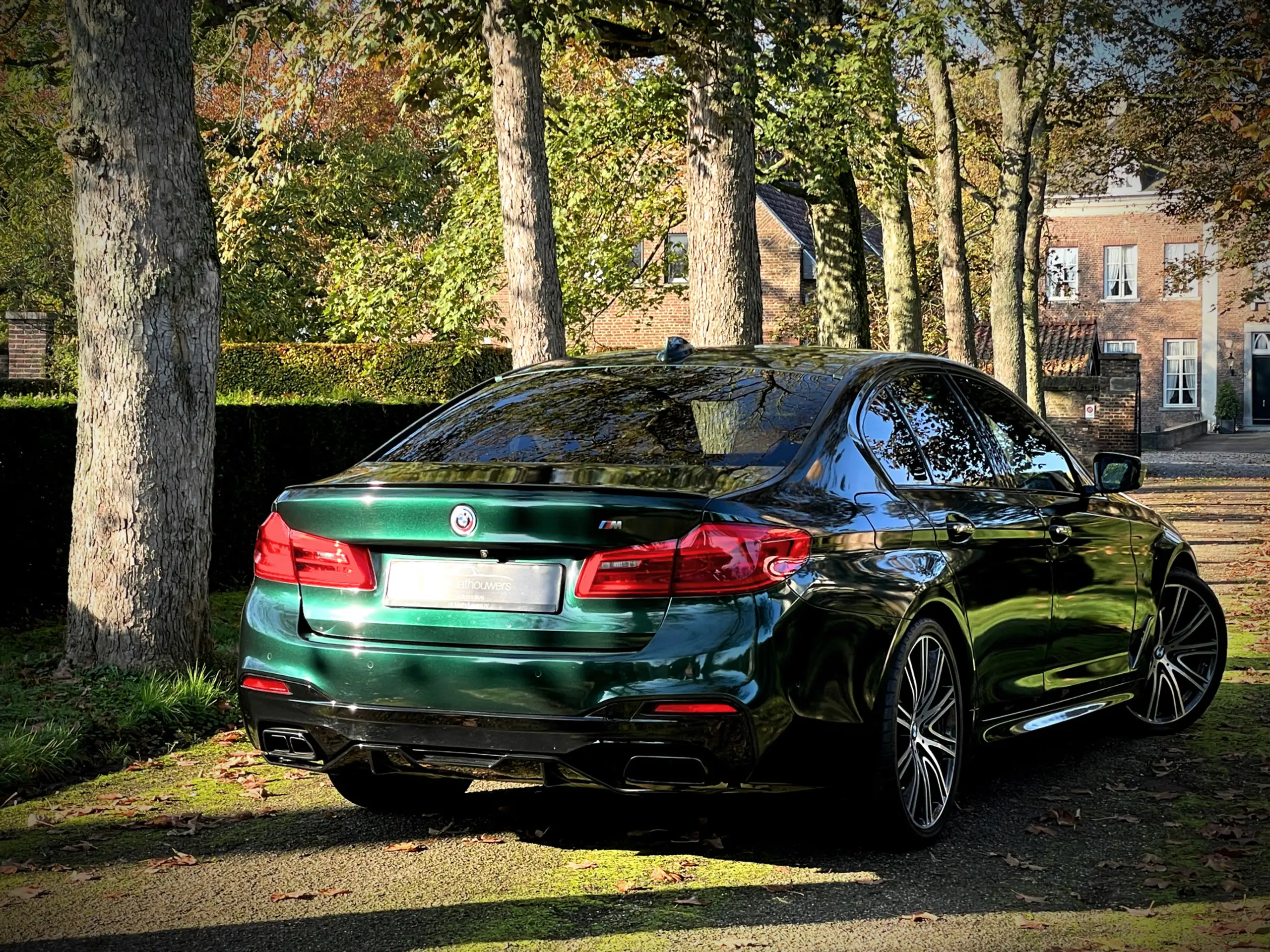 BMW - M550