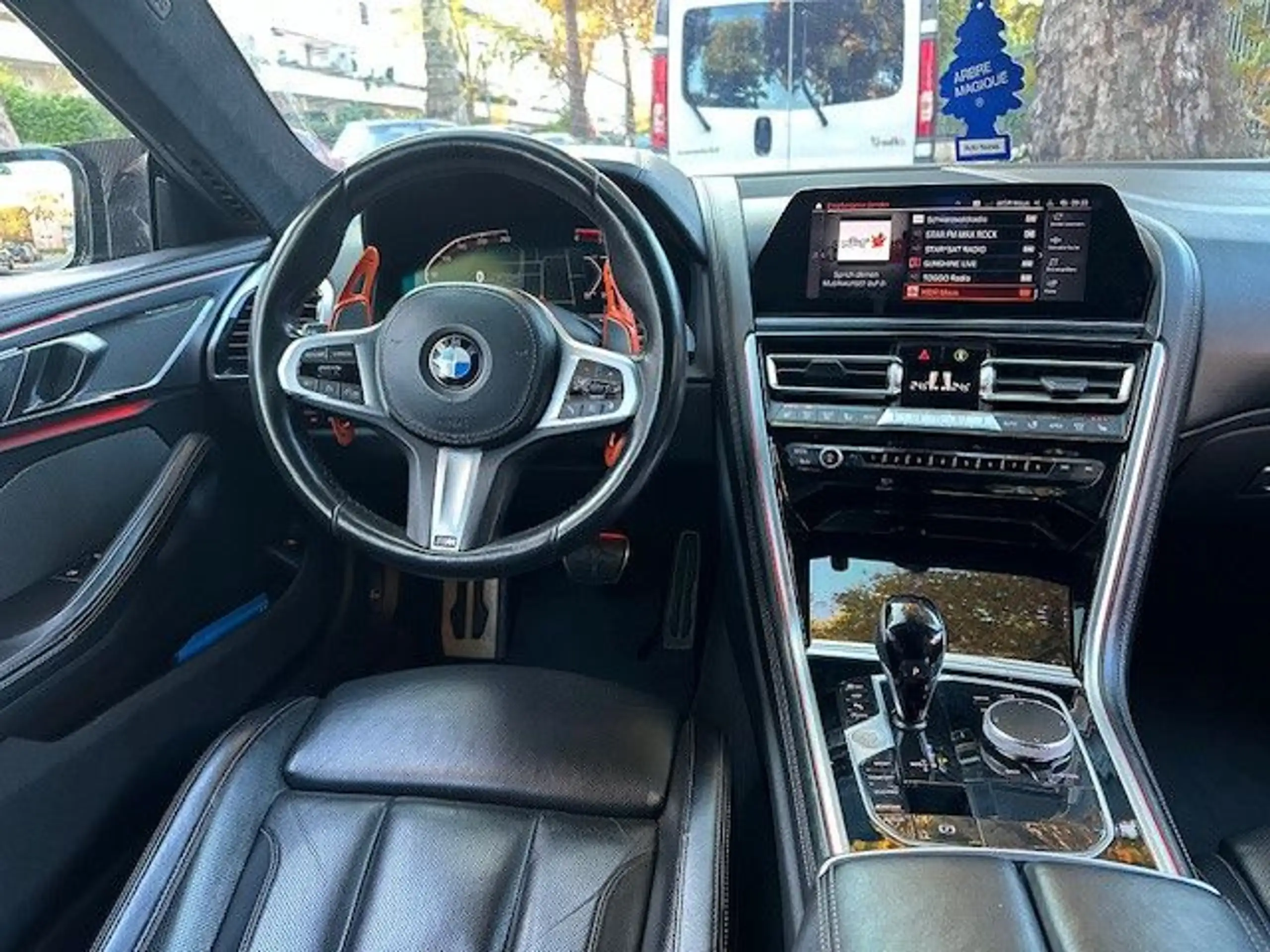 BMW - 840