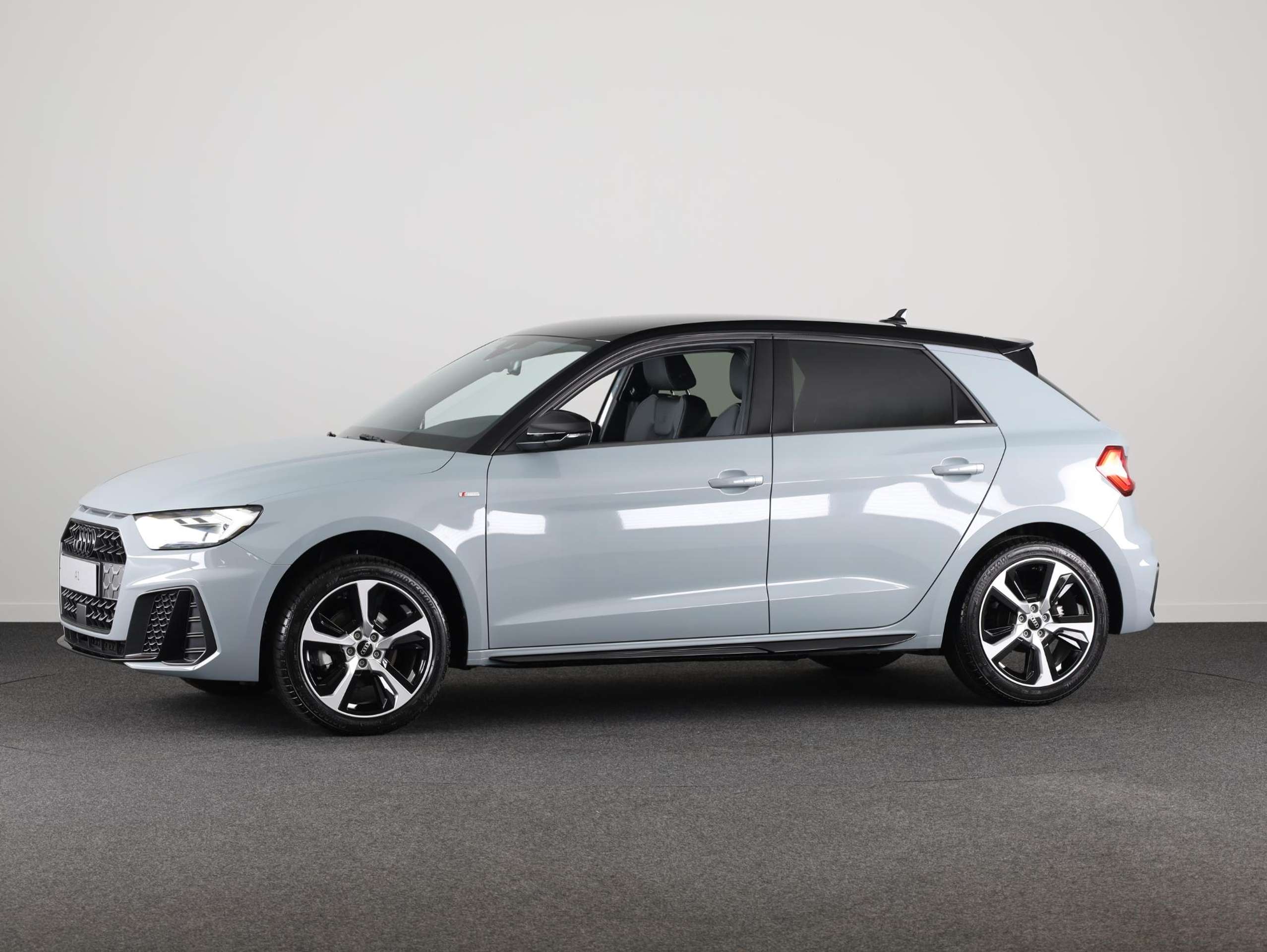 Audi - A1