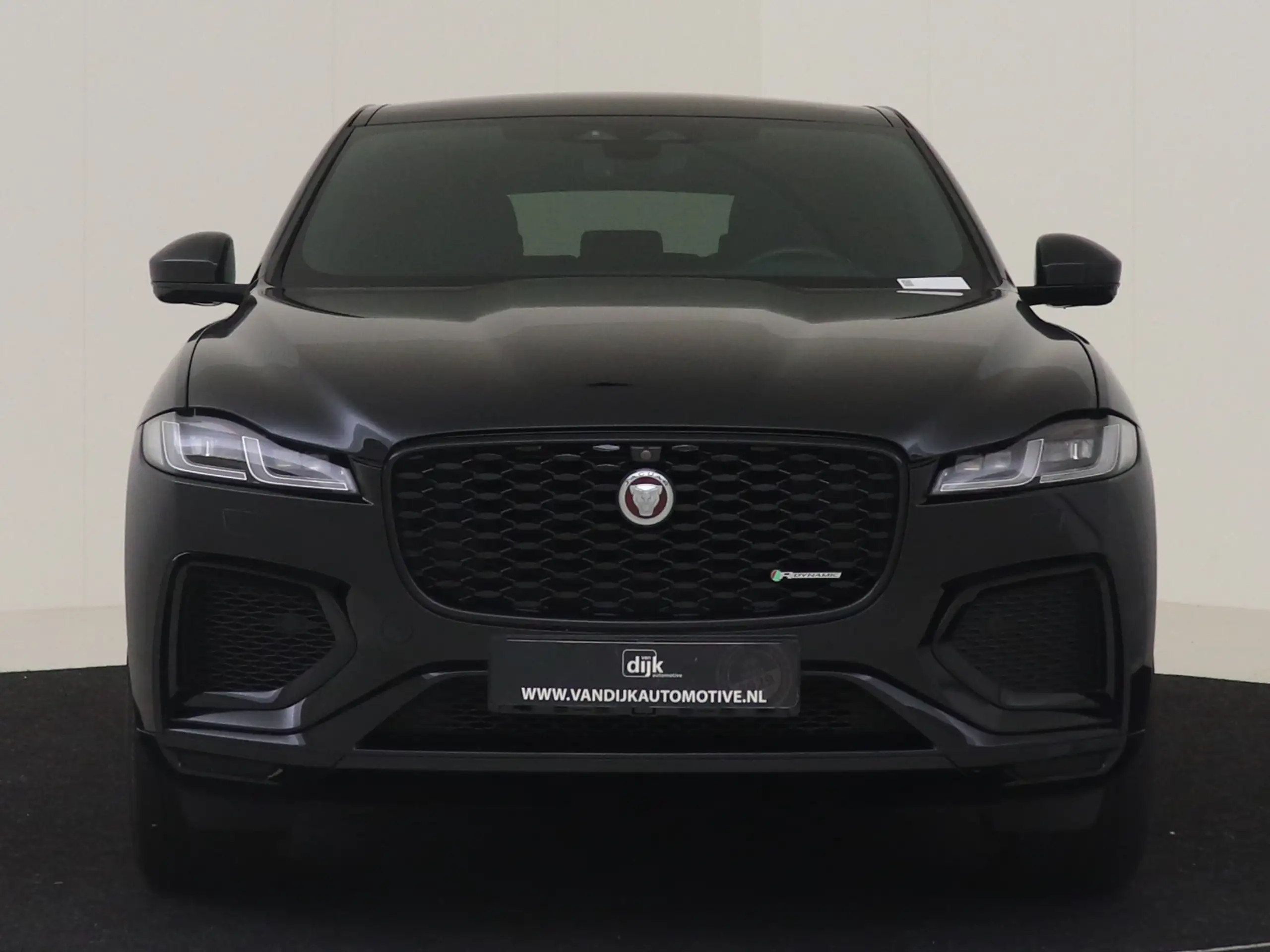 Jaguar - F-Pace