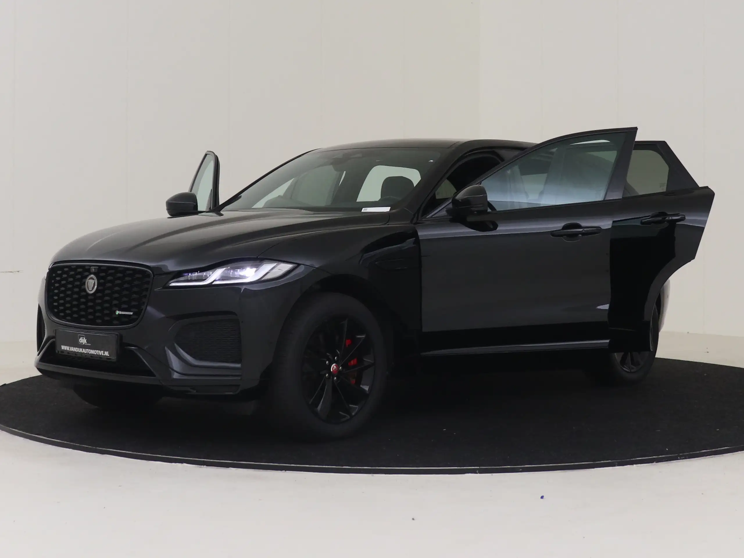 Jaguar - F-Pace