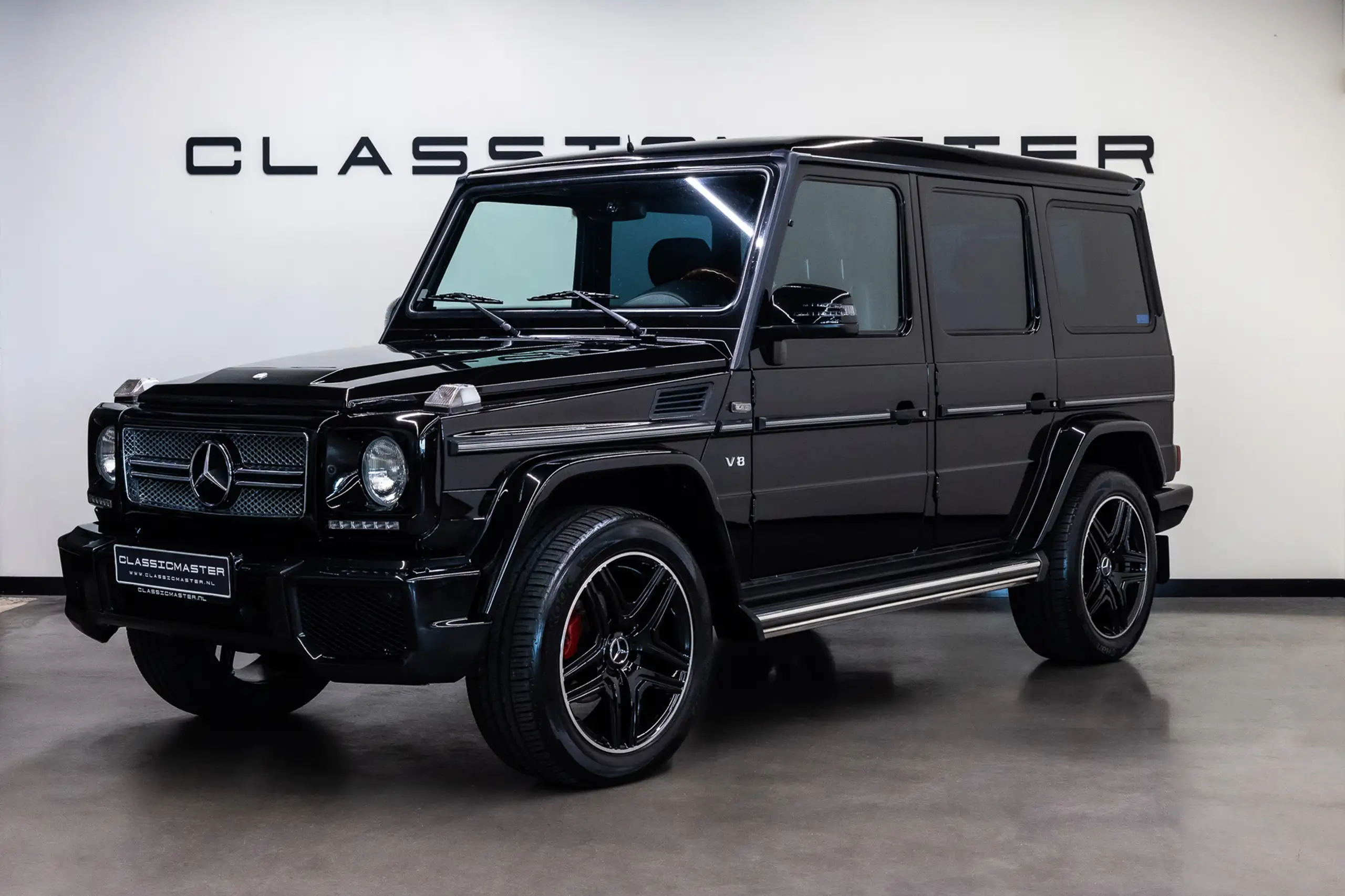 Mercedes-Benz - G 500