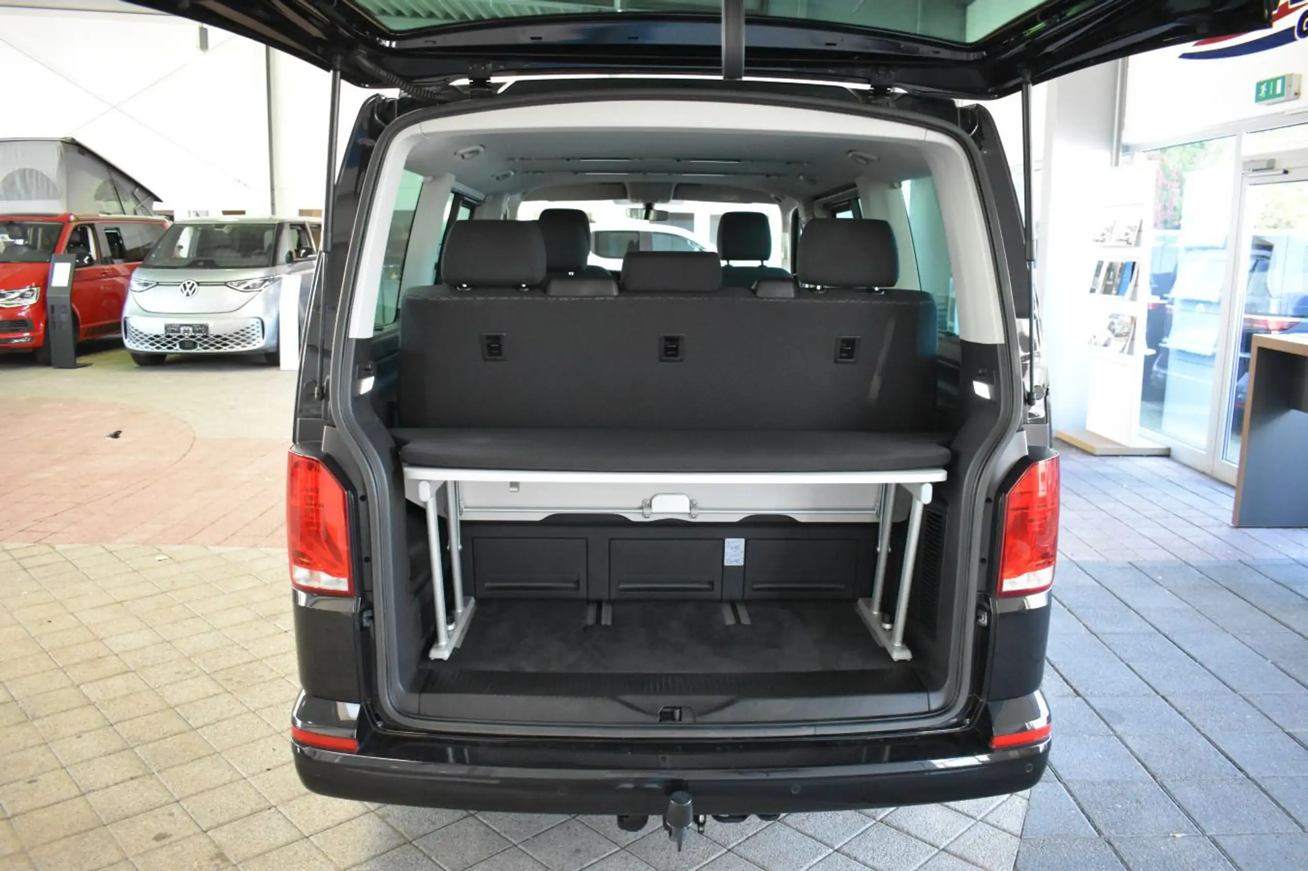 Volkswagen - T6.1 Multivan