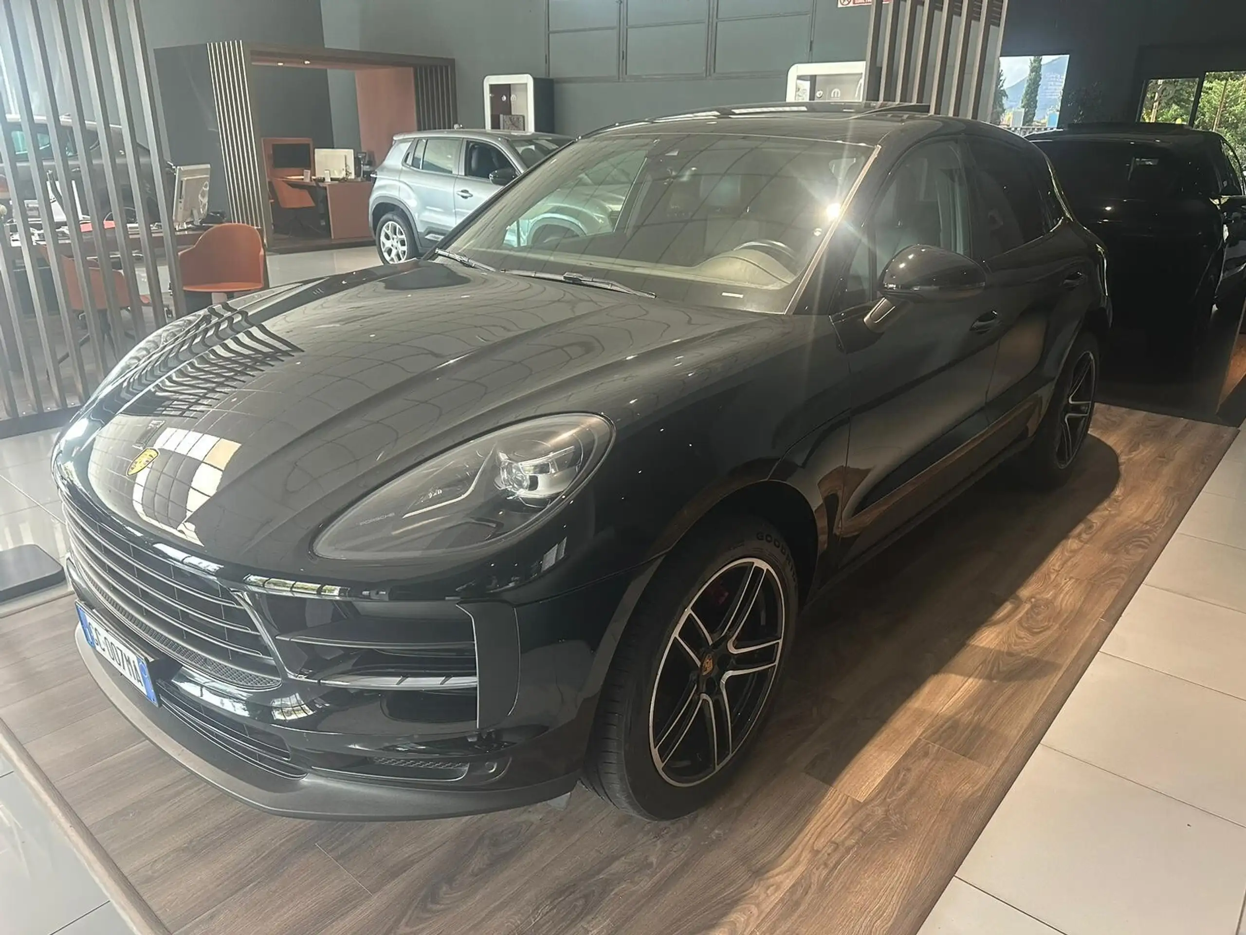 Porsche - Macan