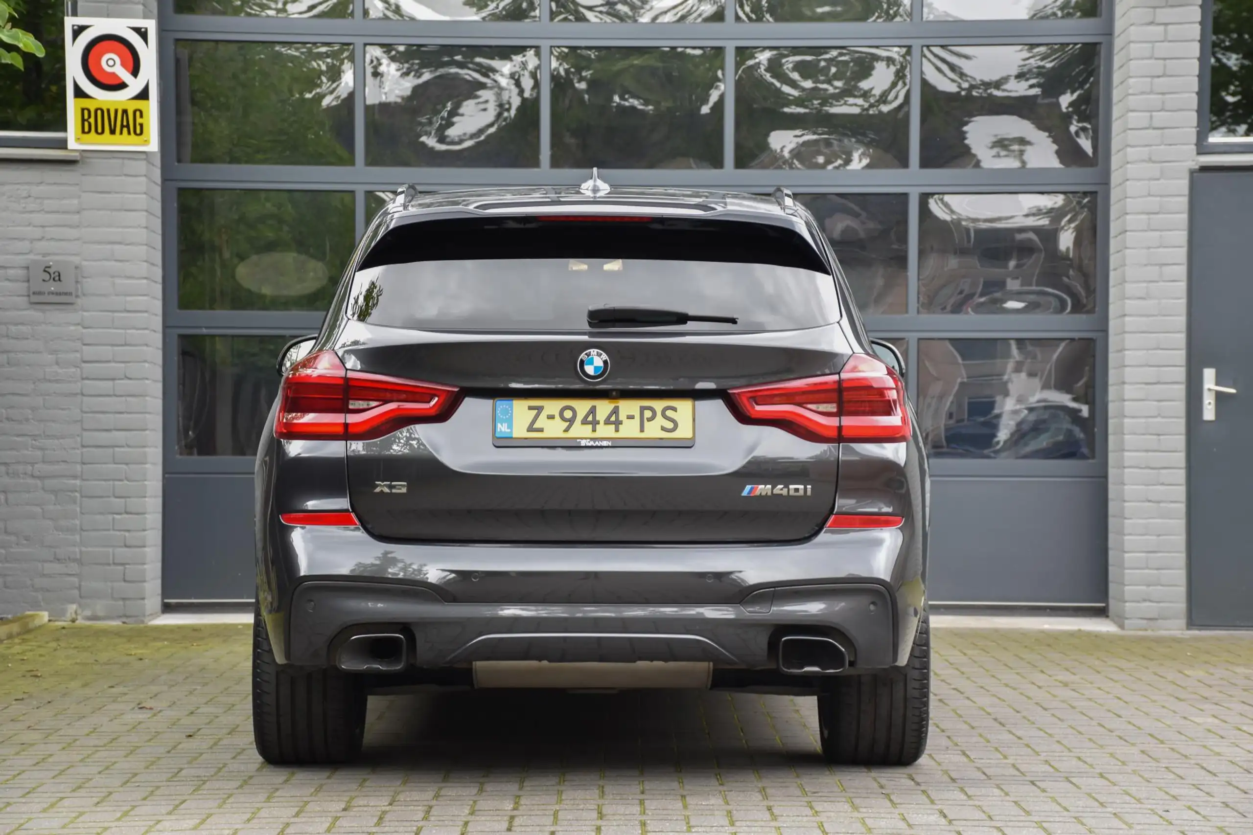 BMW - X3