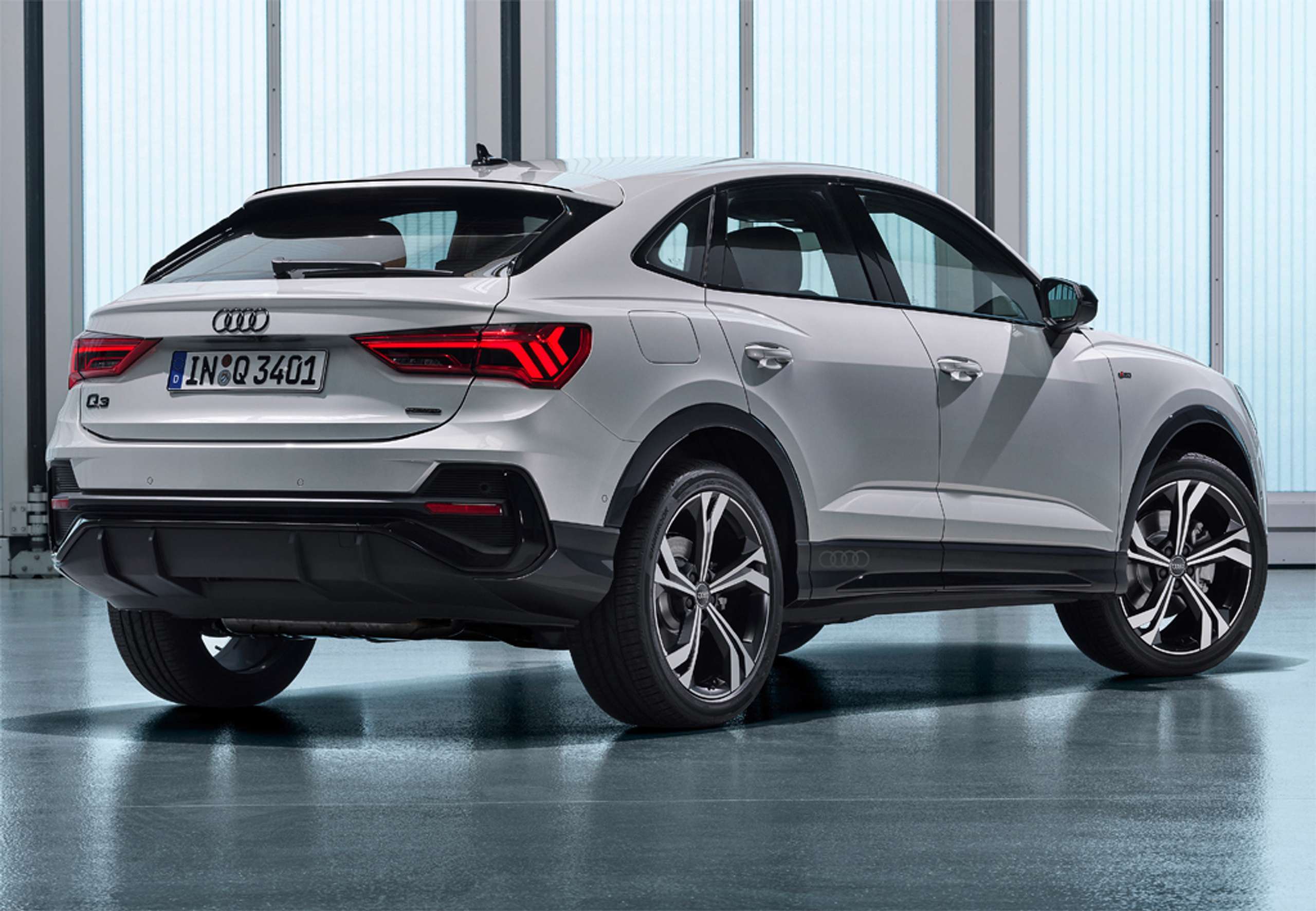 Audi - Q3