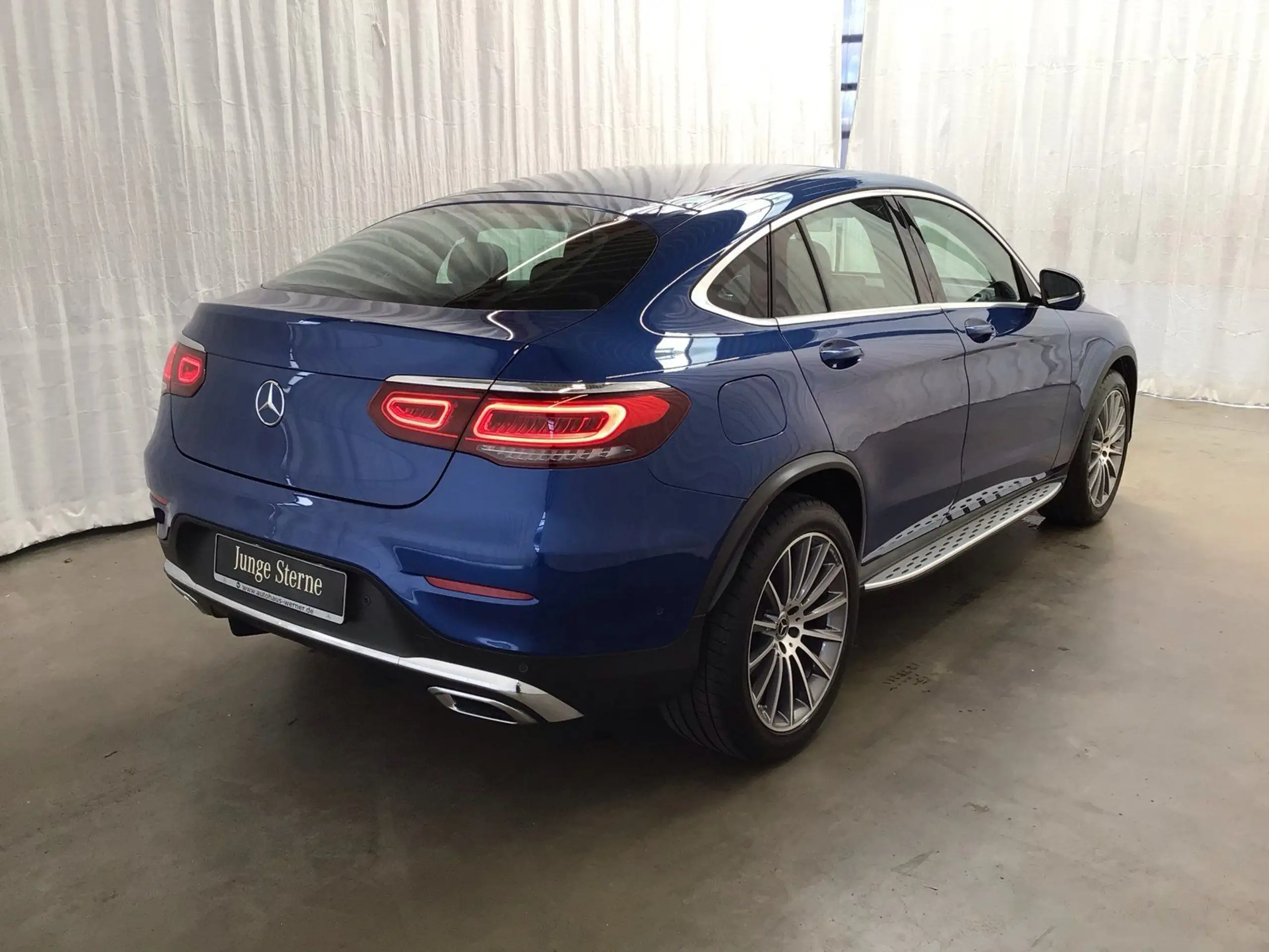 Mercedes-Benz - GLC 220