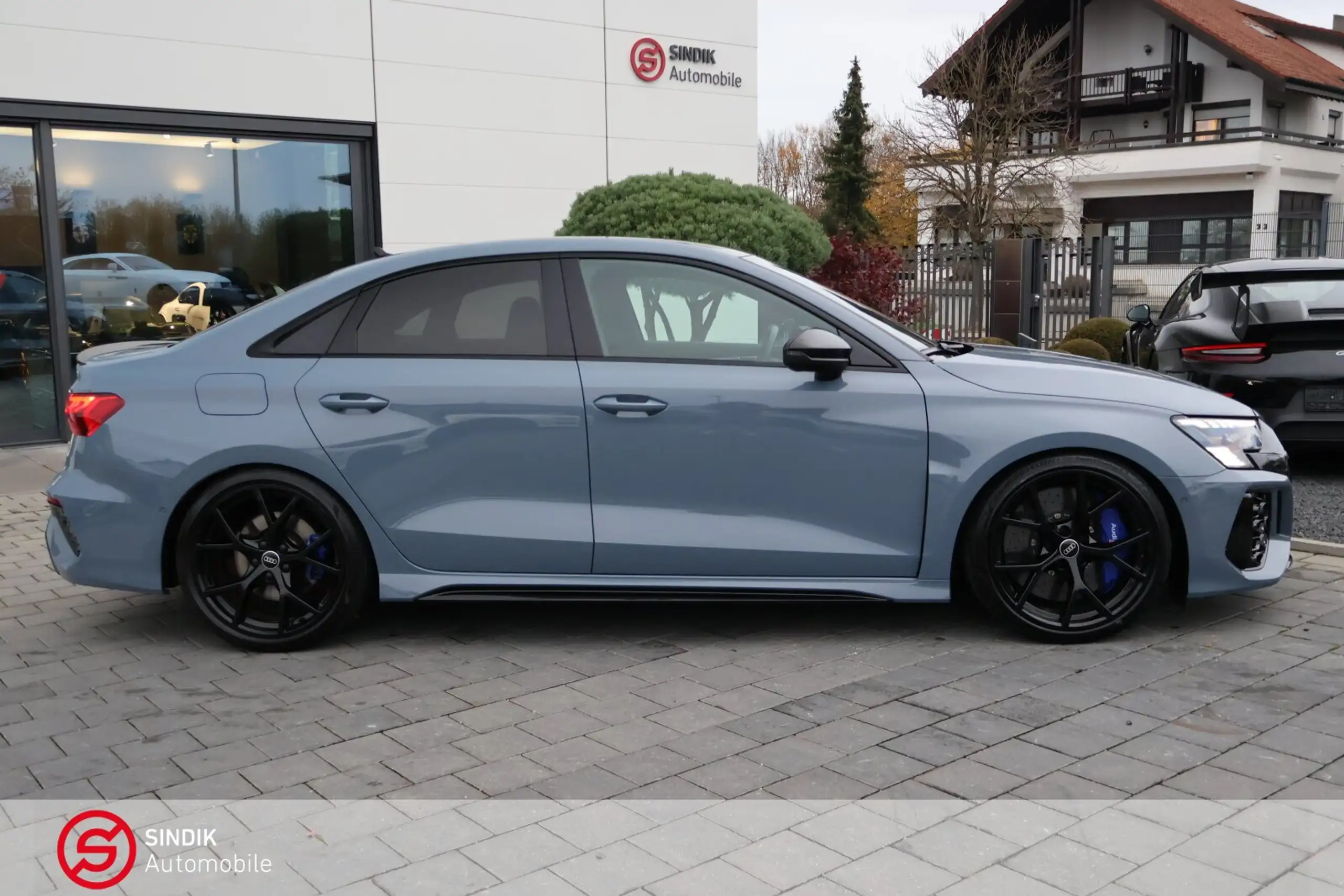 Audi - RS3