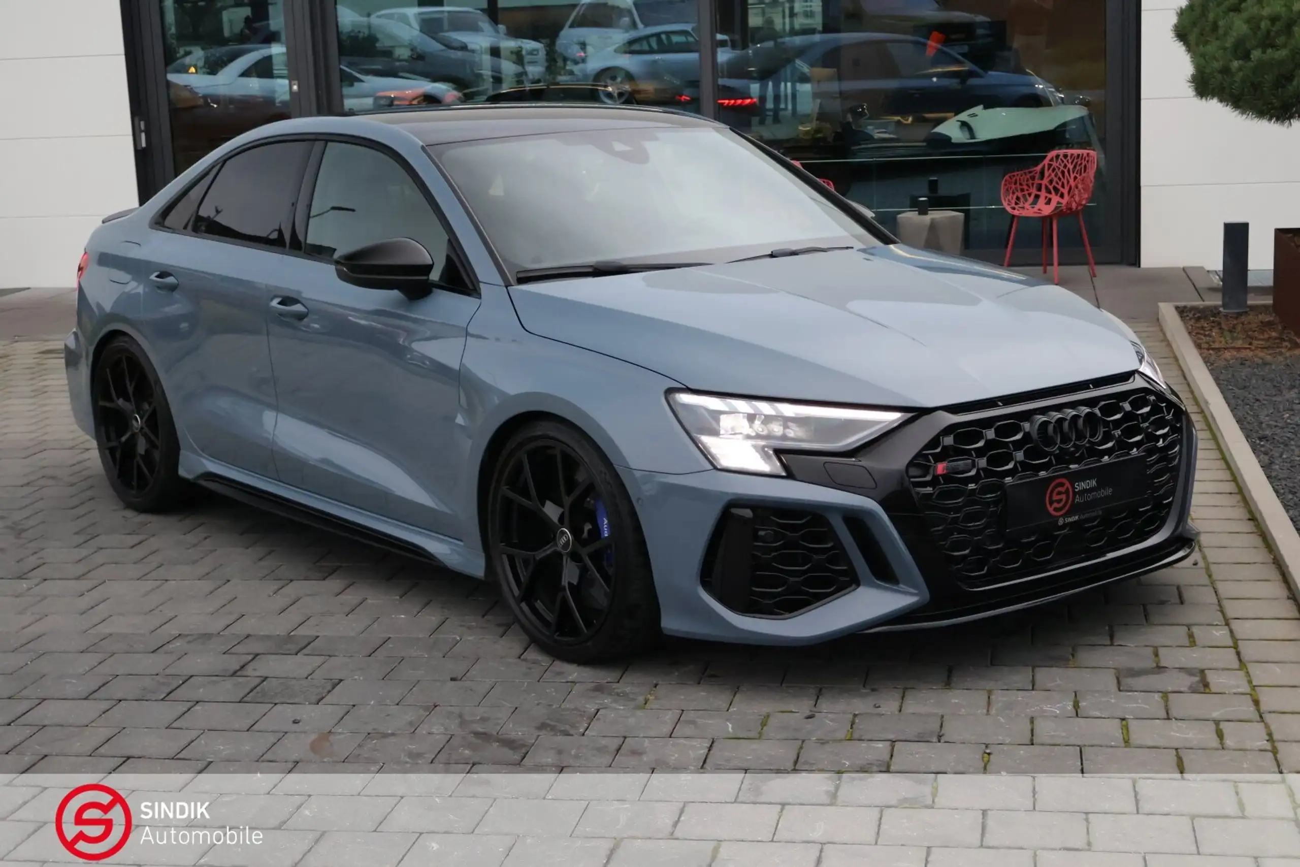 Audi - RS3