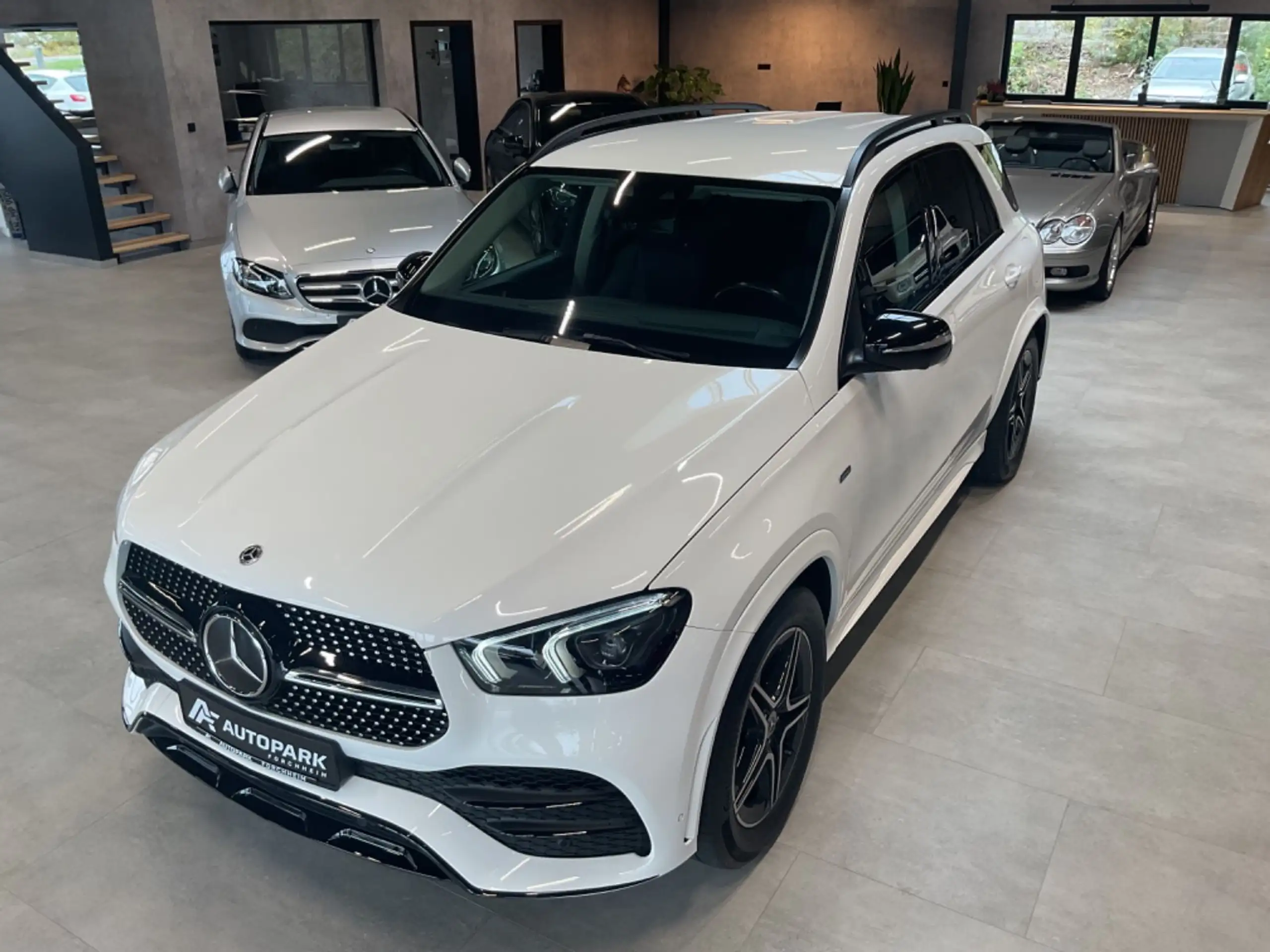 Mercedes-Benz - GLE 350