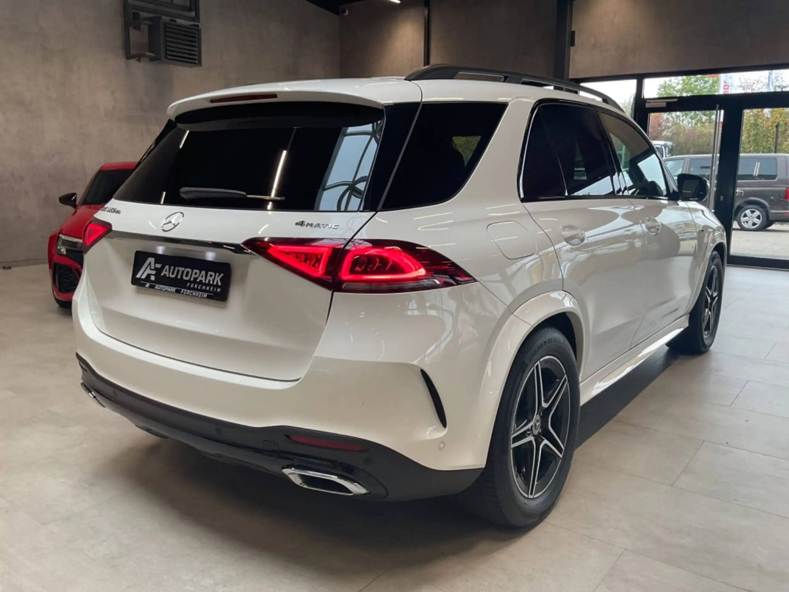 Mercedes-Benz - GLE 350