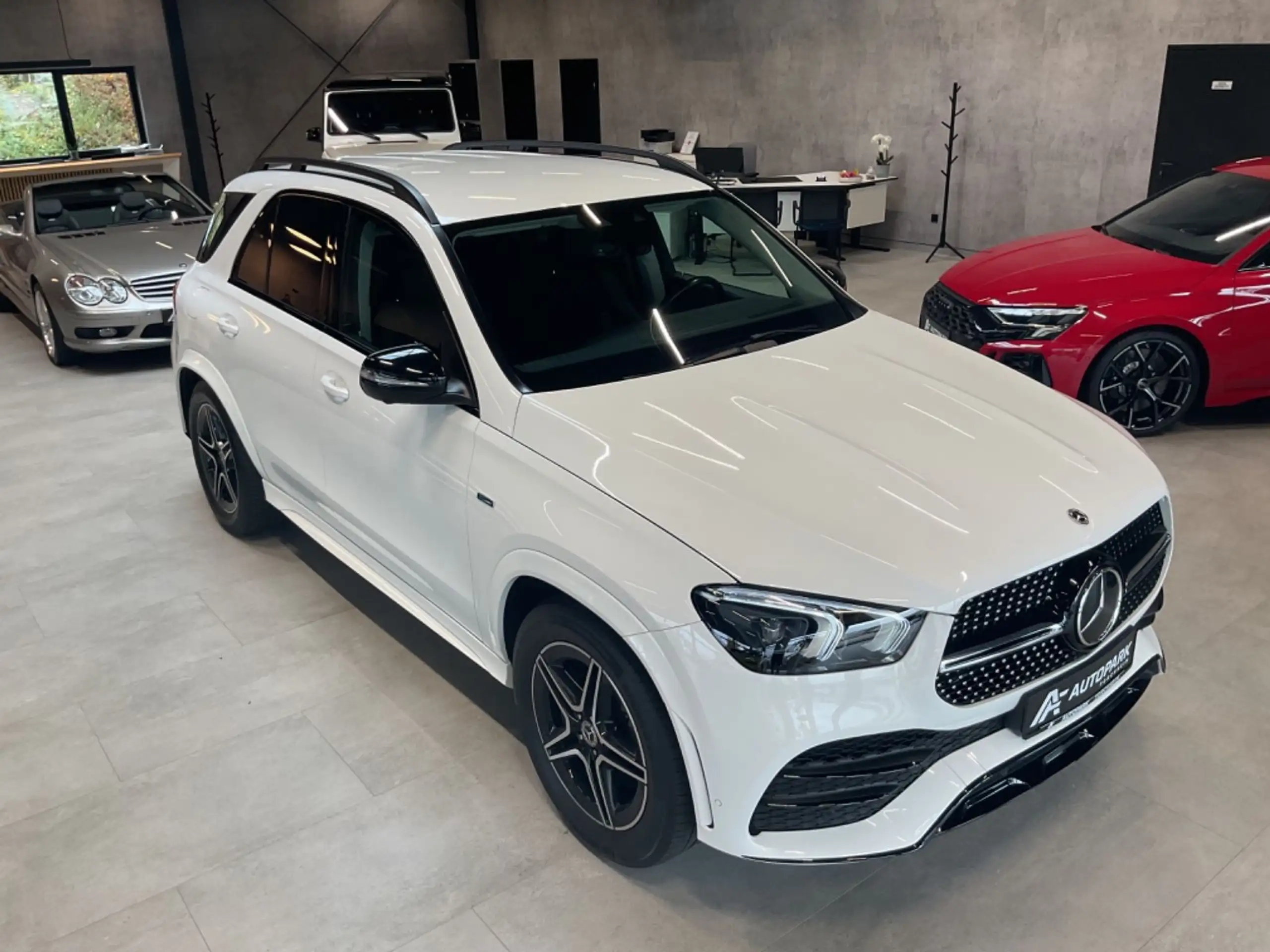 Mercedes-Benz - GLE 350