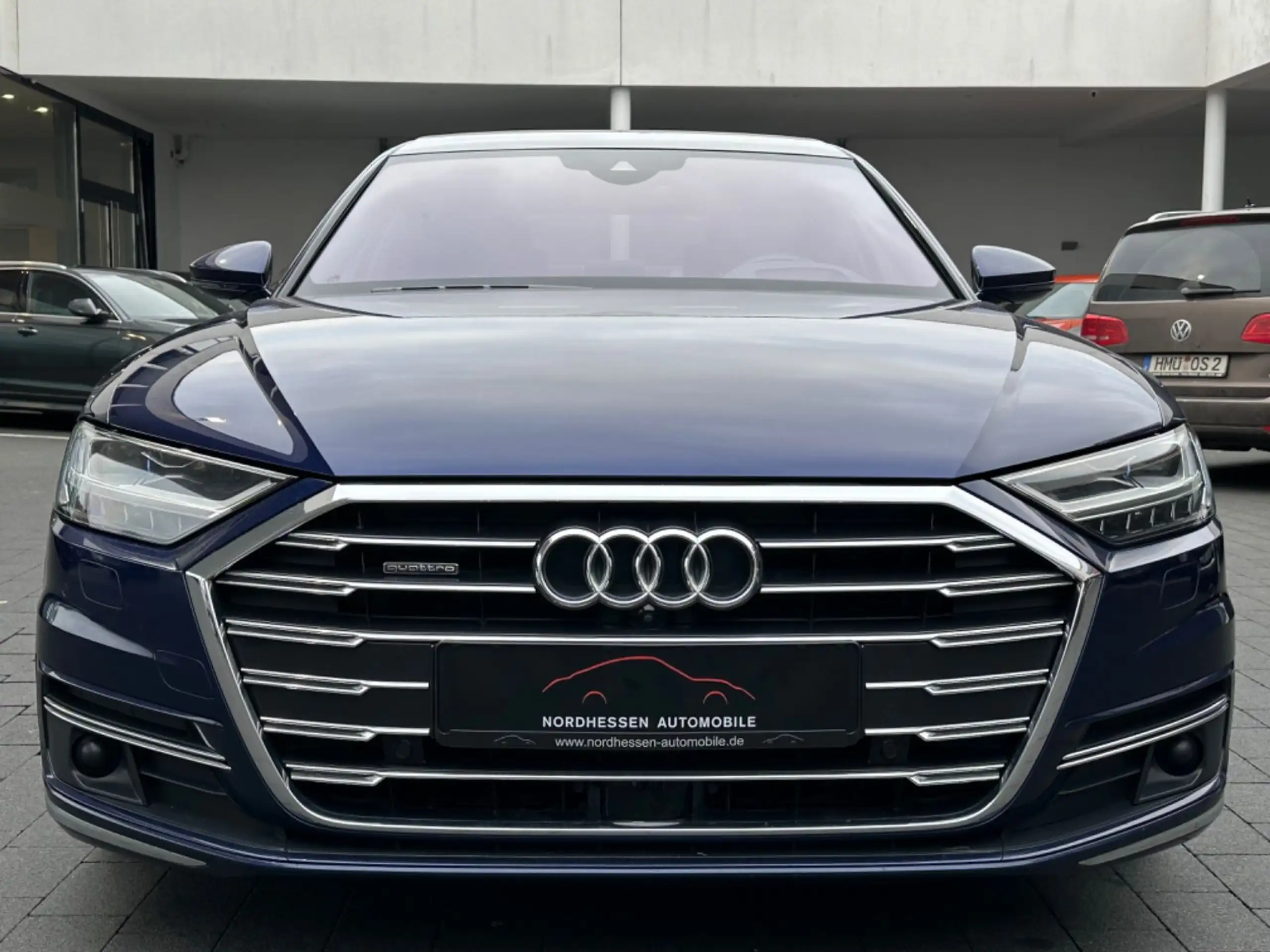 Audi - A8