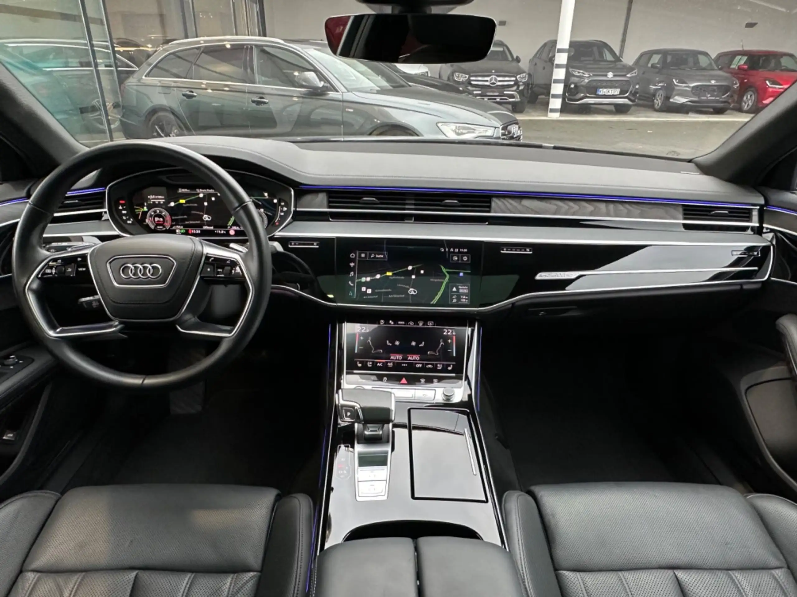 Audi - A8