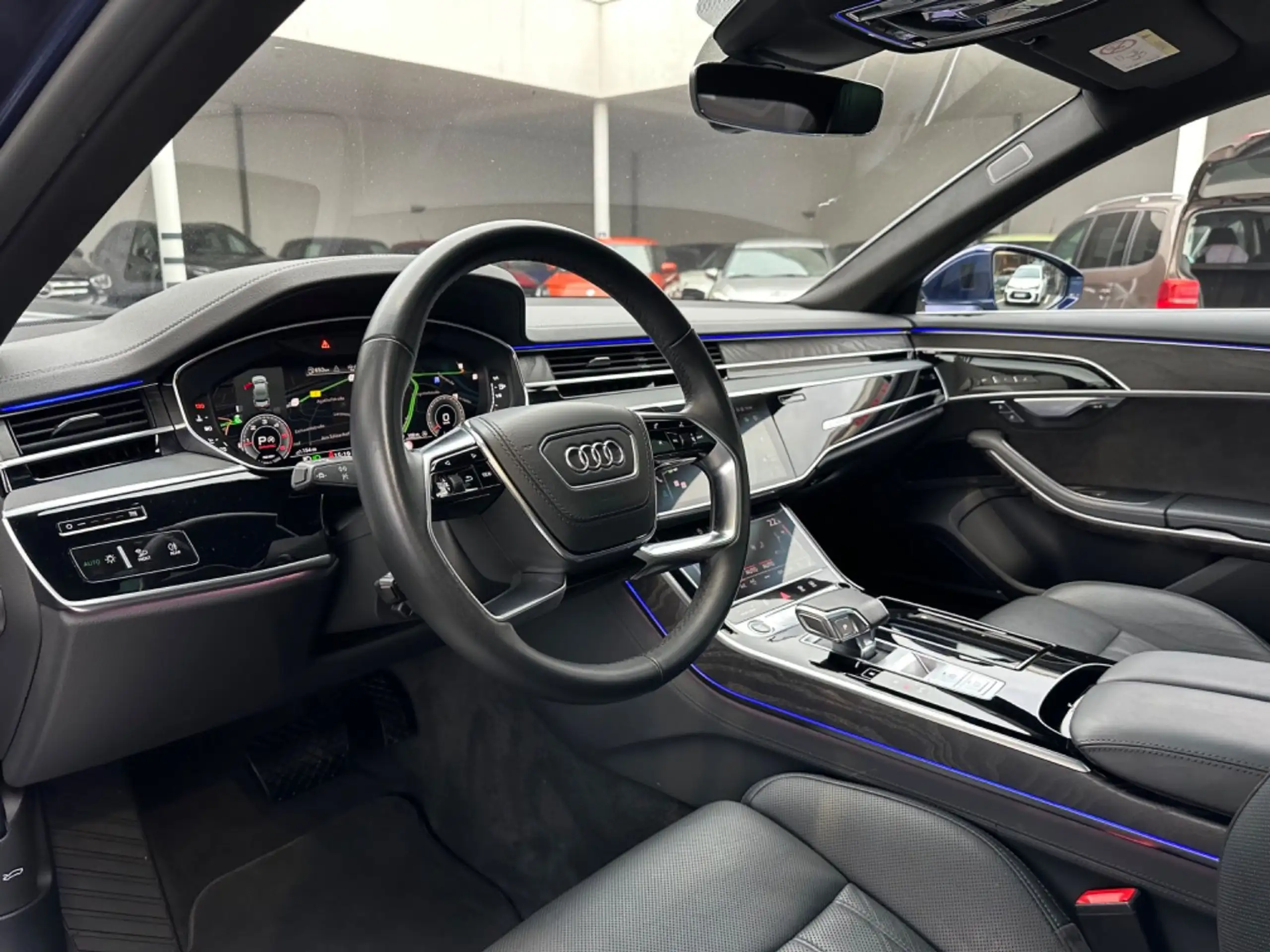 Audi - A8