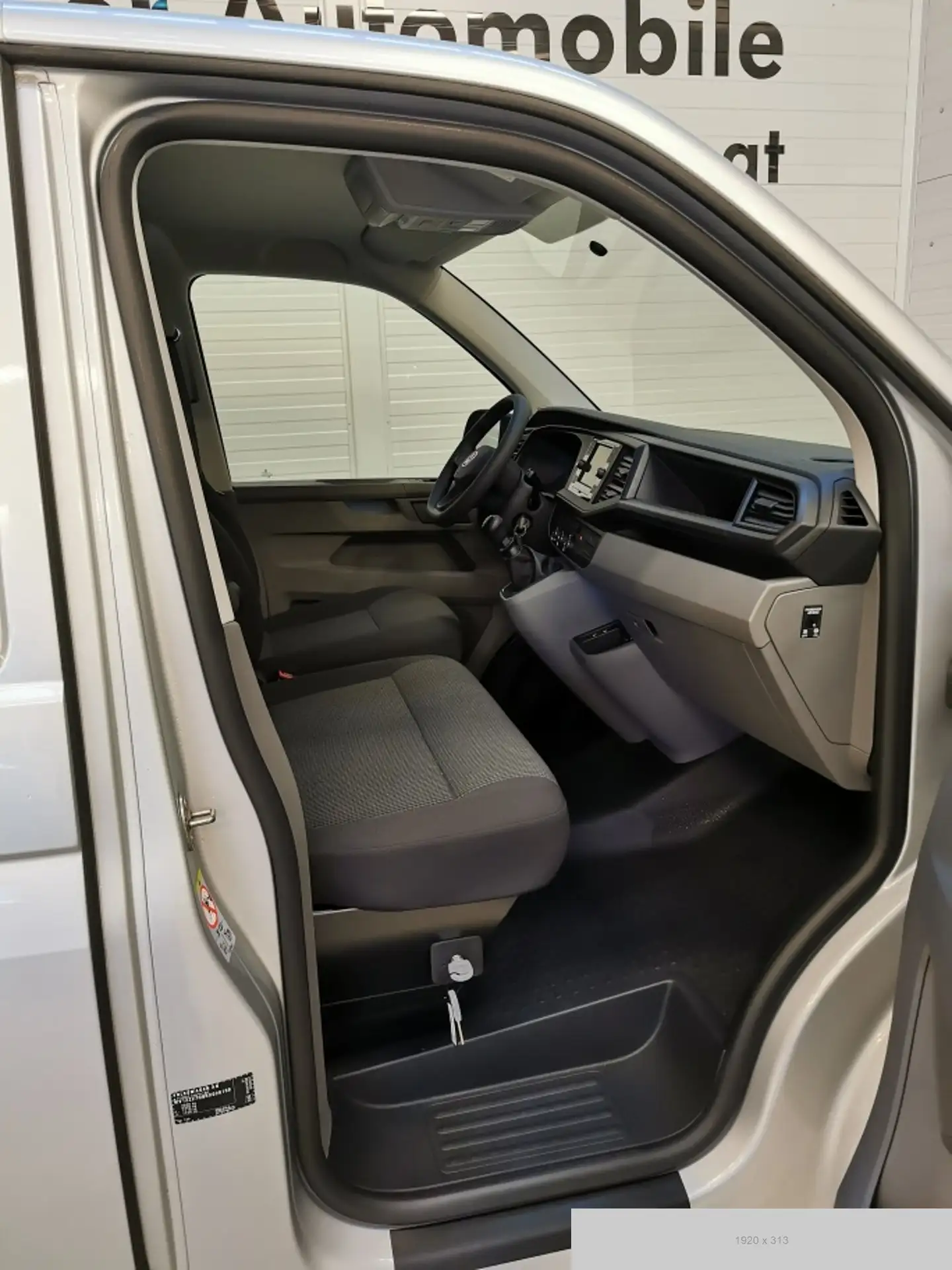 Volkswagen - T6.1 Transporter