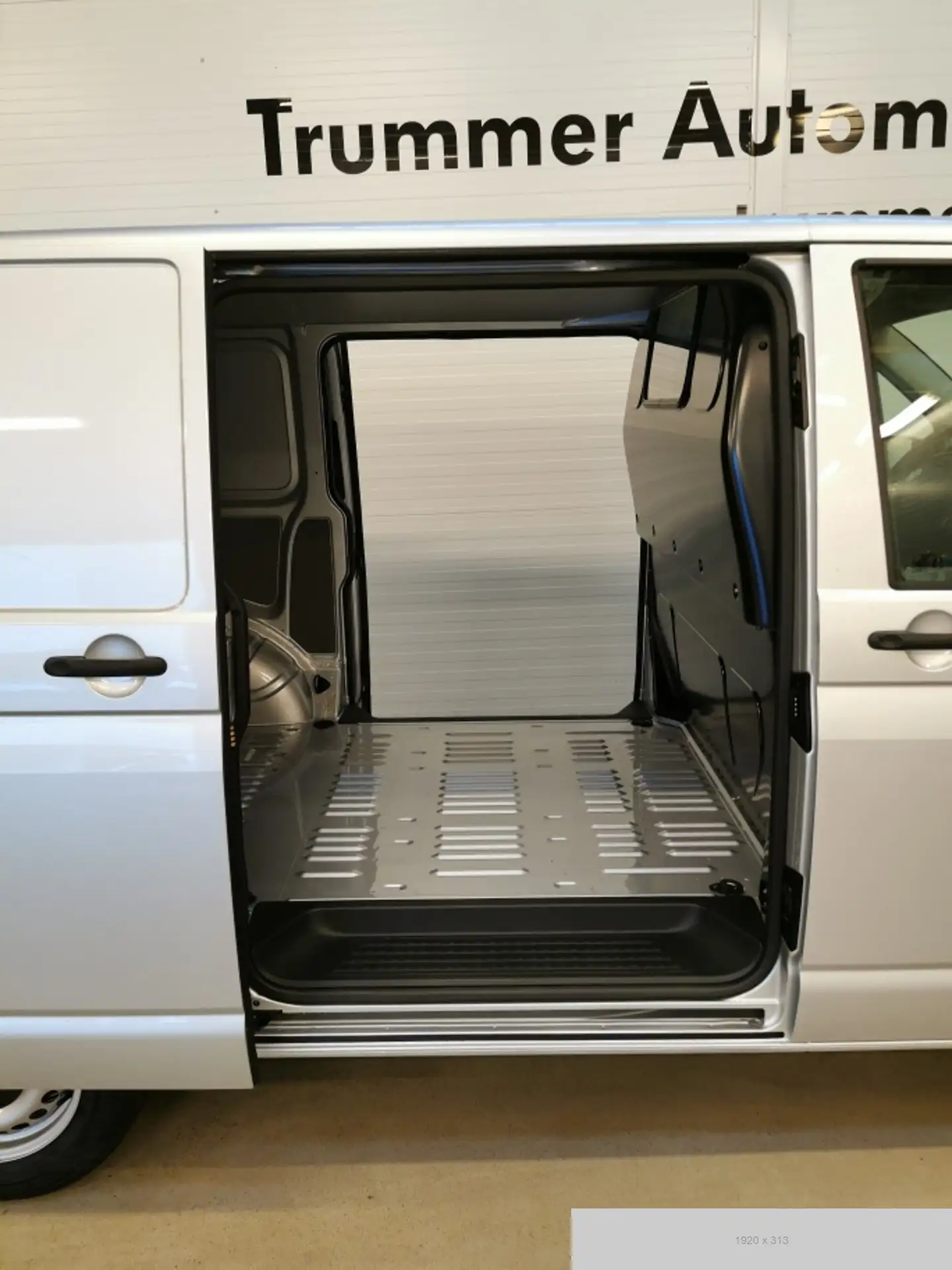 Volkswagen - T6.1 Transporter