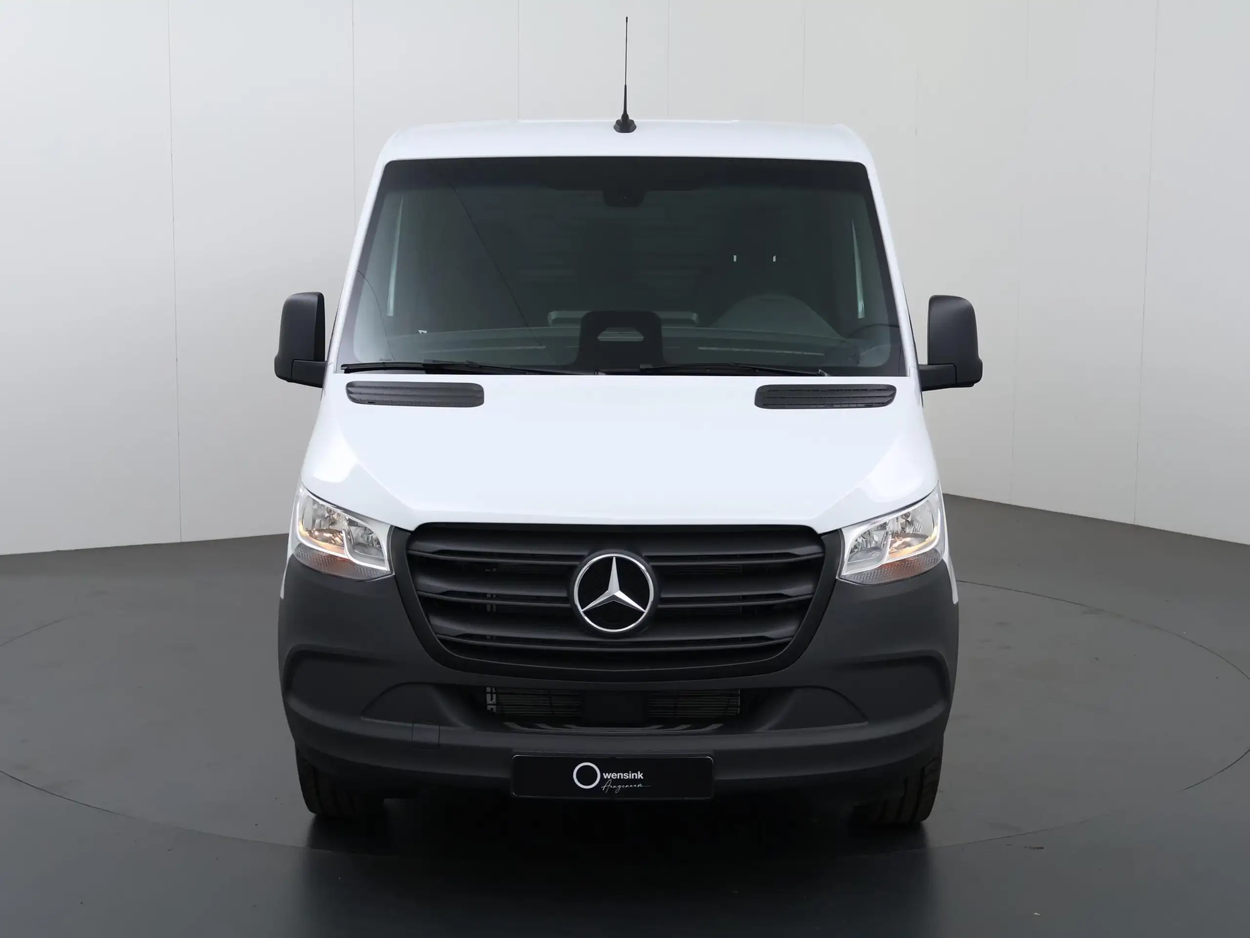 Mercedes-Benz - Sprinter