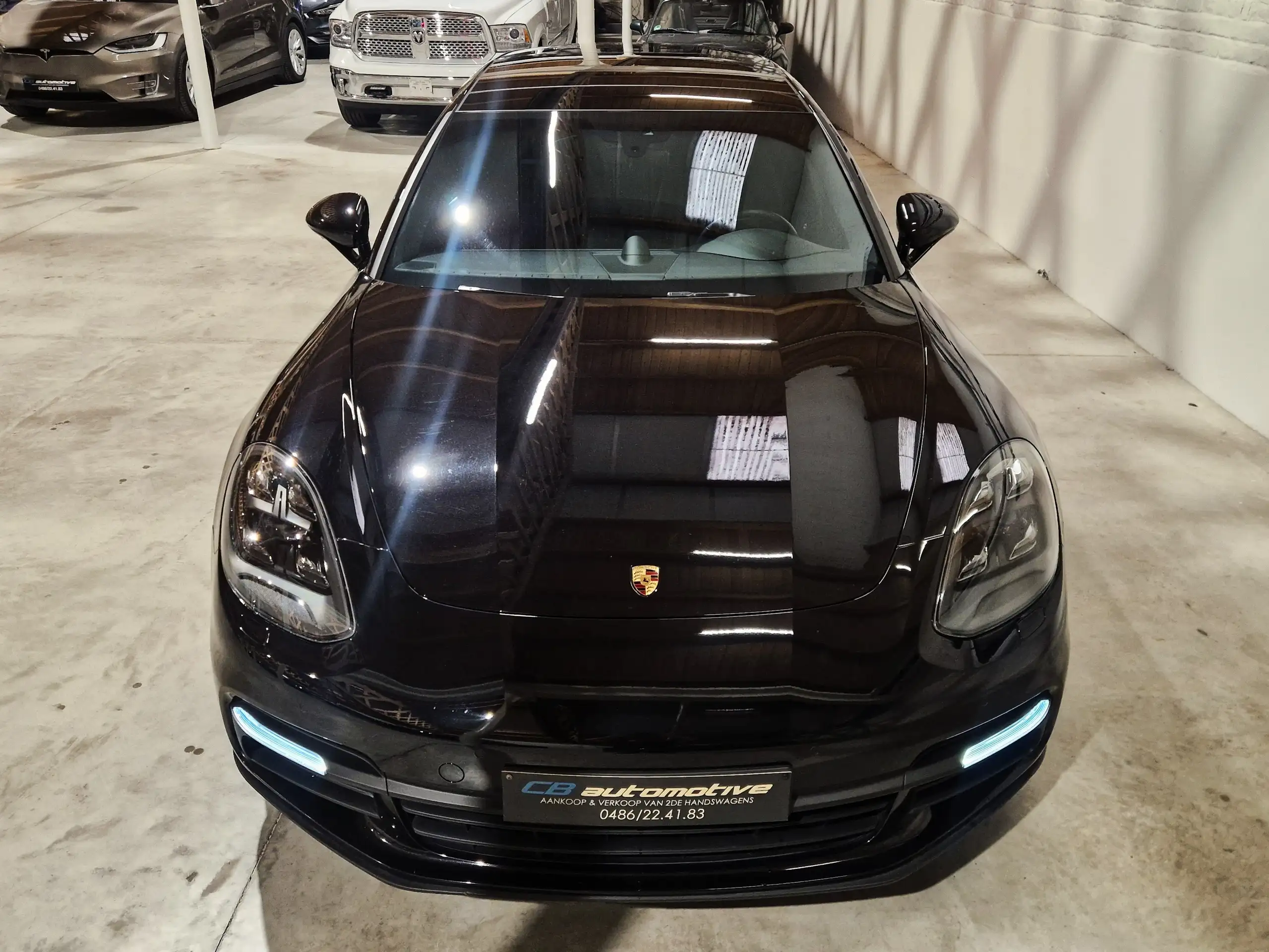 Porsche - Panamera