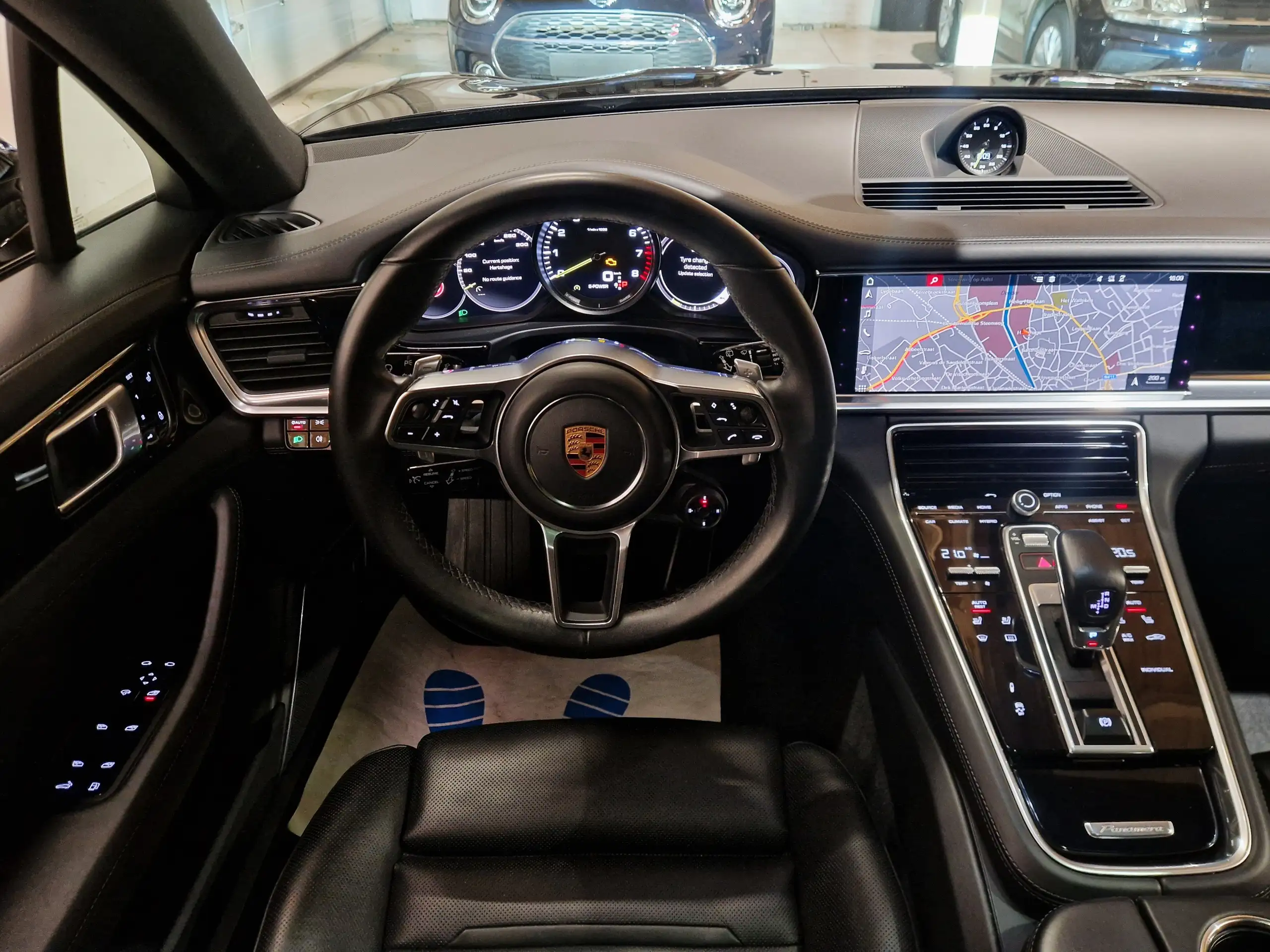 Porsche - Panamera