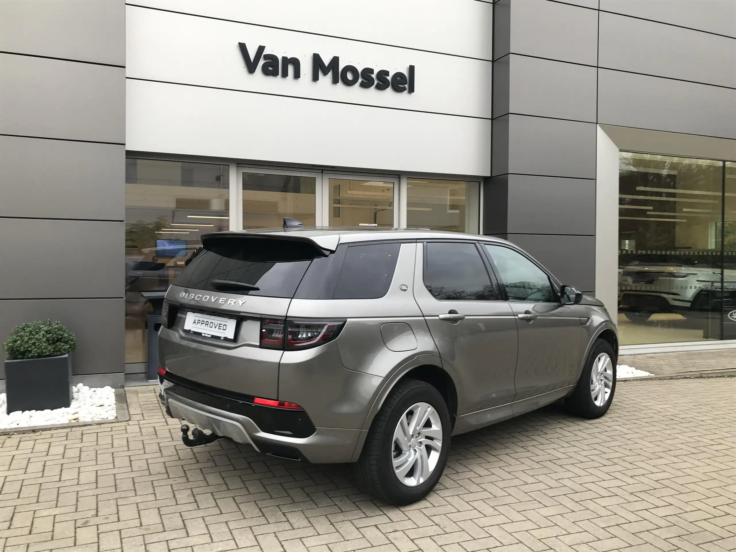 Land Rover - Discovery Sport