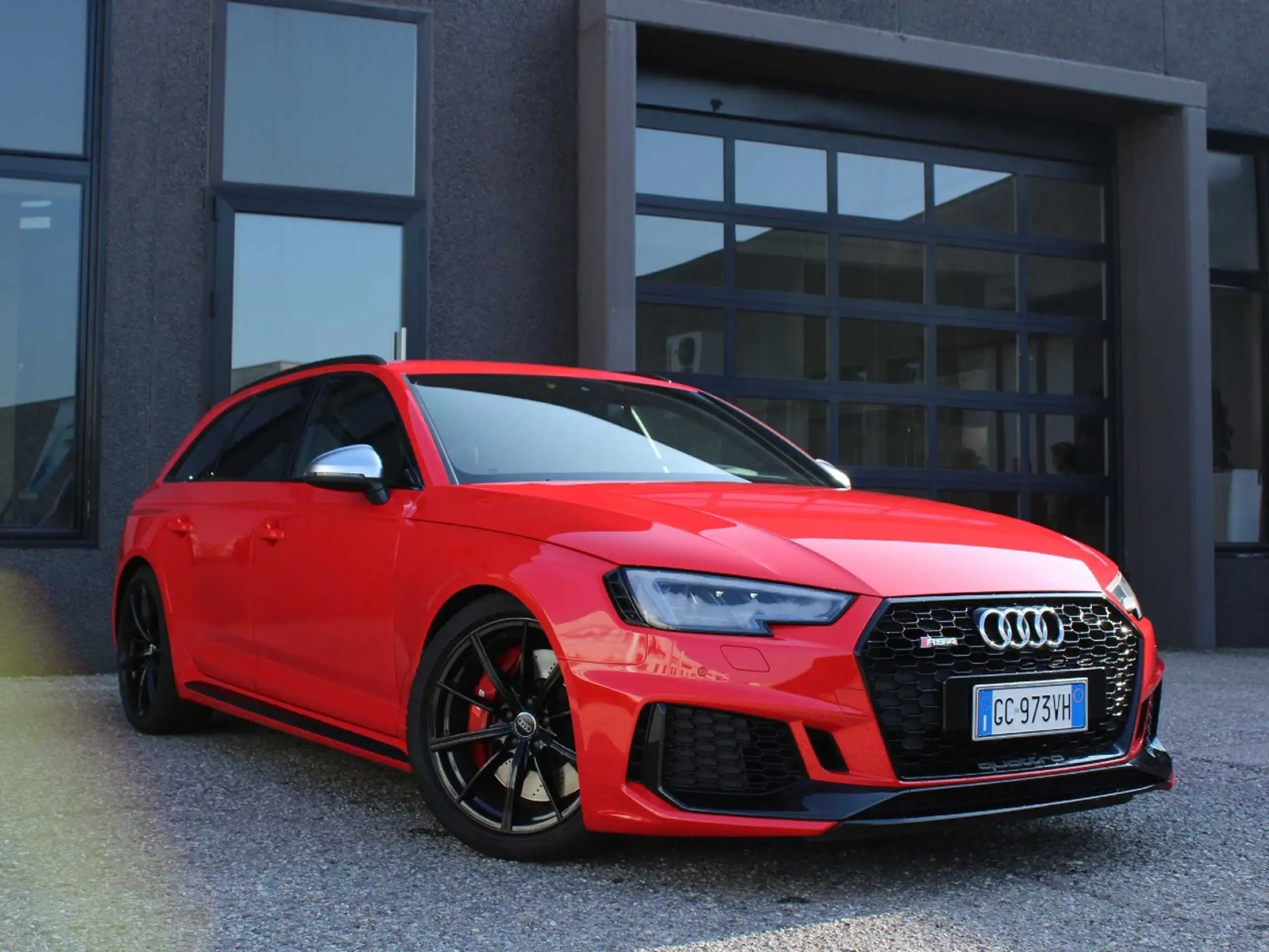 Audi - RS4