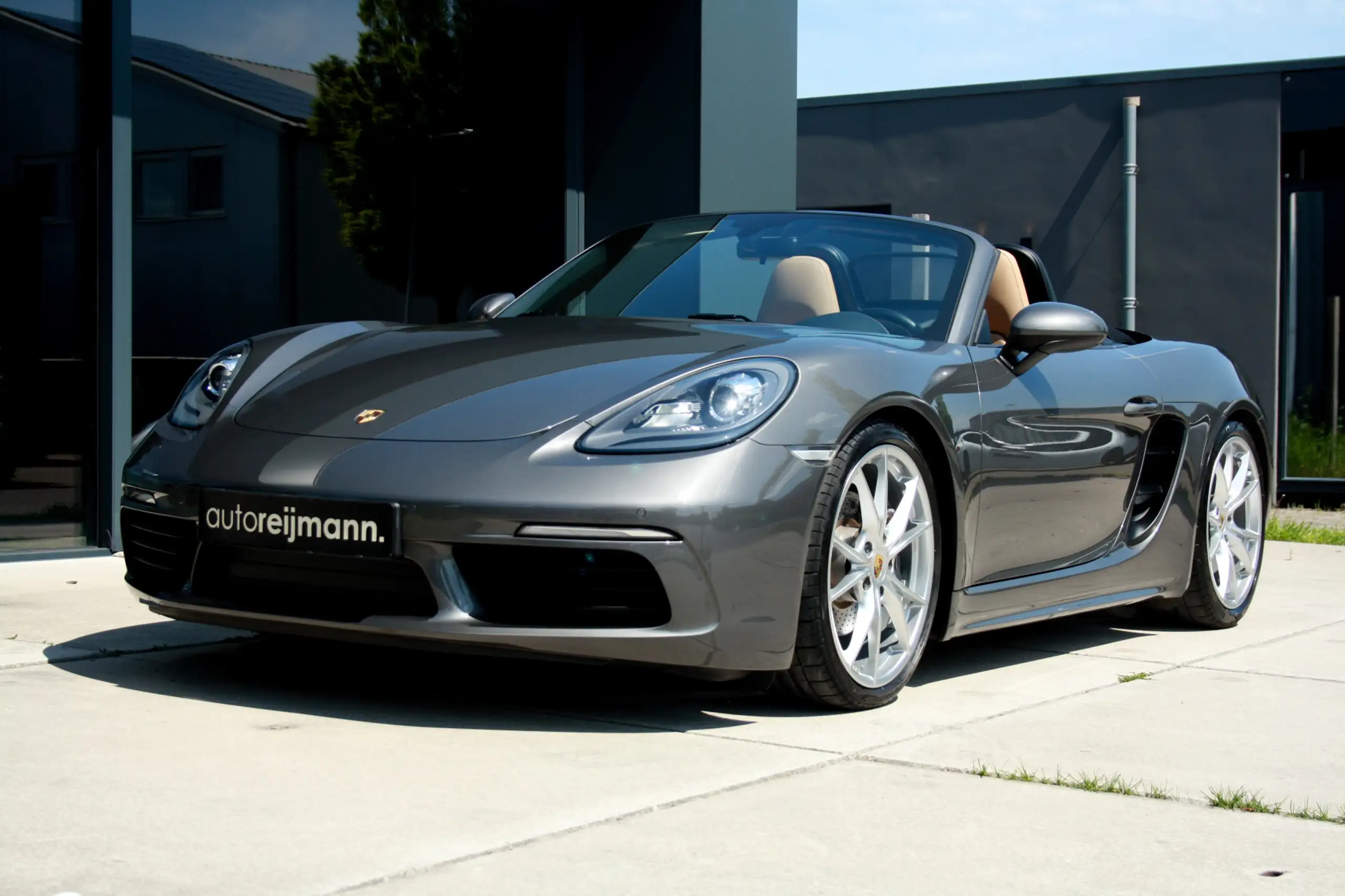 Porsche - Boxster