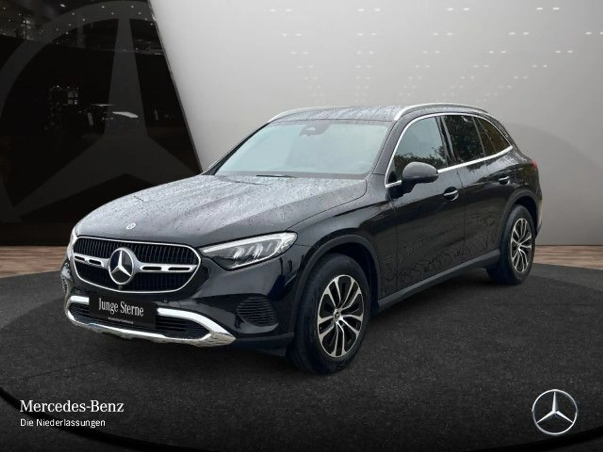 Mercedes-Benz - GLC 220