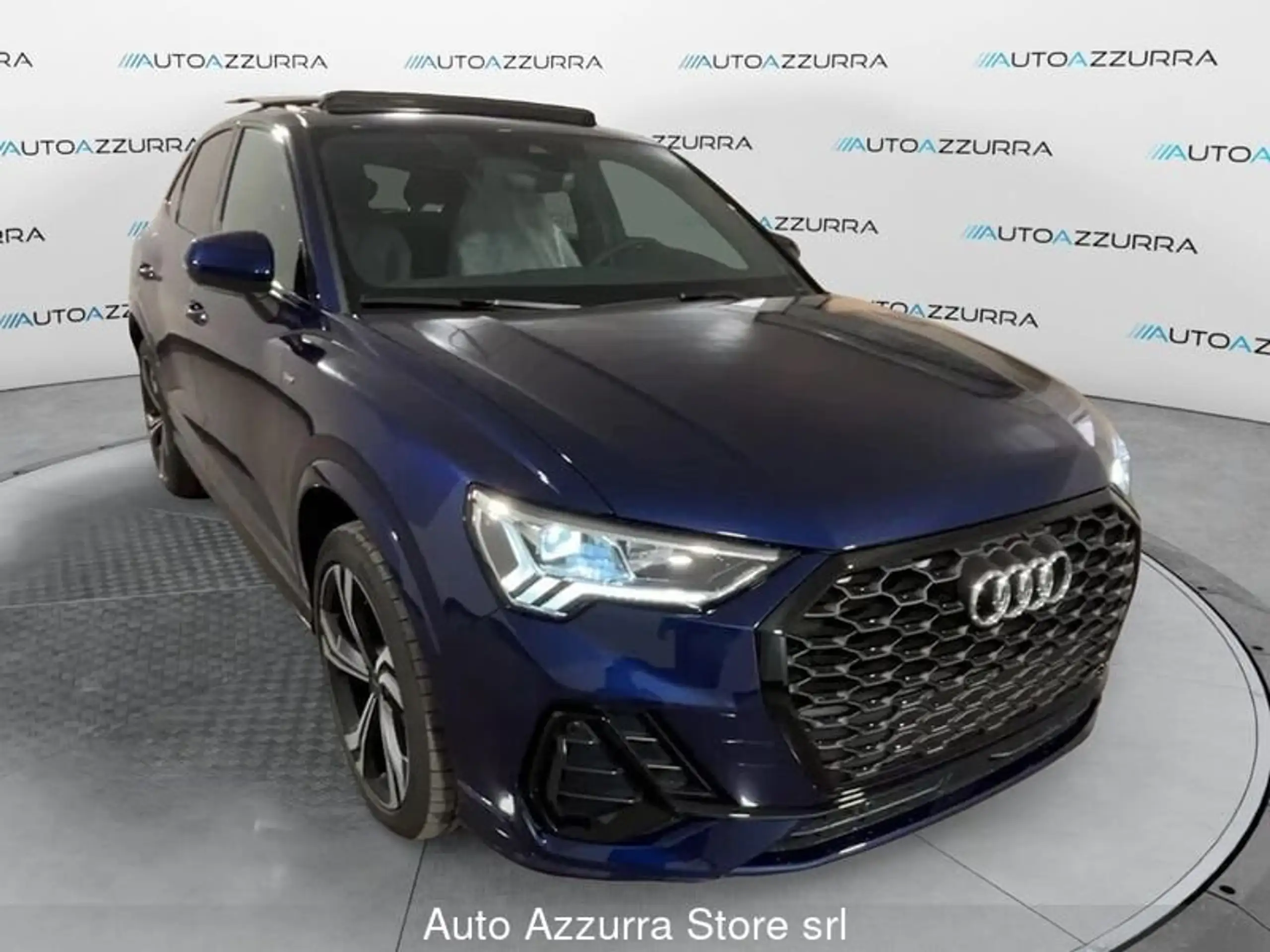 Audi - Q3