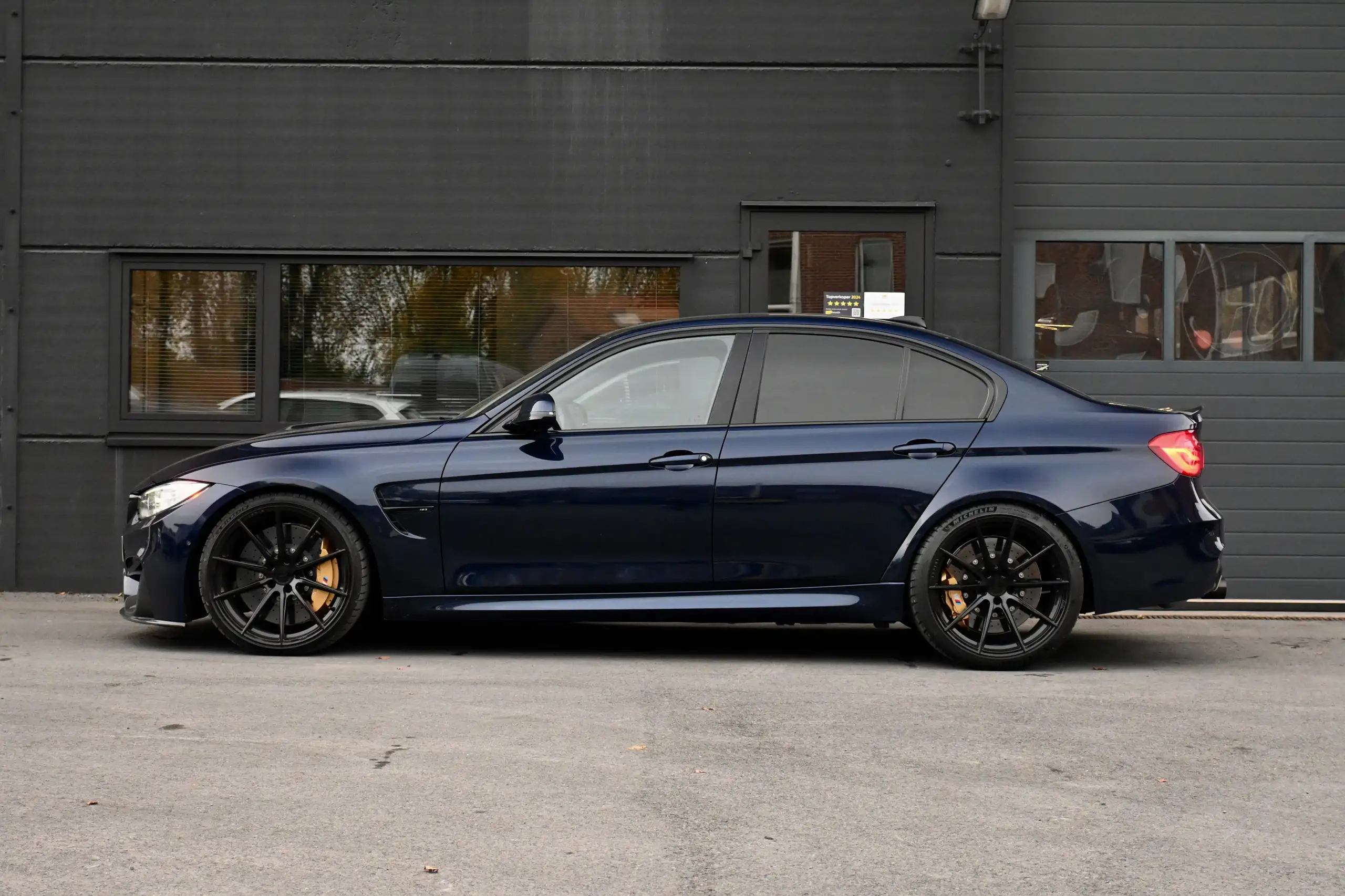 BMW - M3