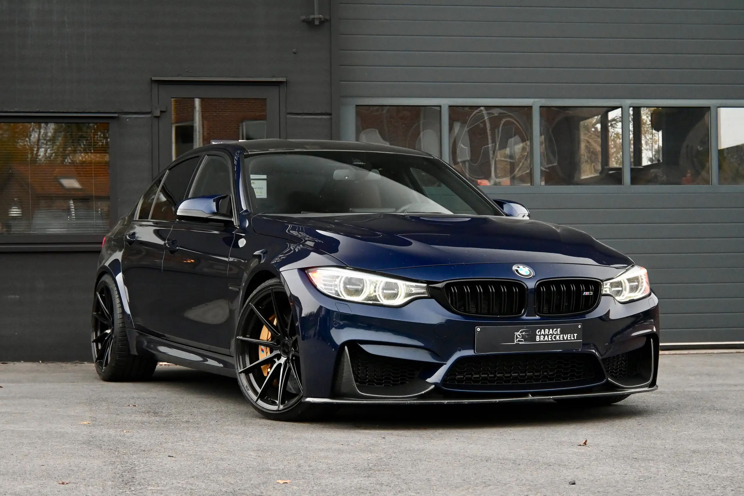 BMW - M3